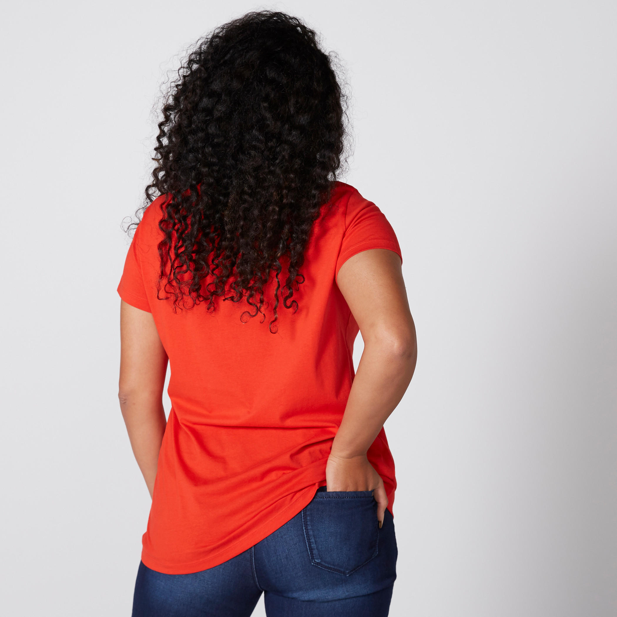 تيشيرت بياقة مستديرة وأكمام قصيرة وطبعات-women-clothing-tshirts-image-2