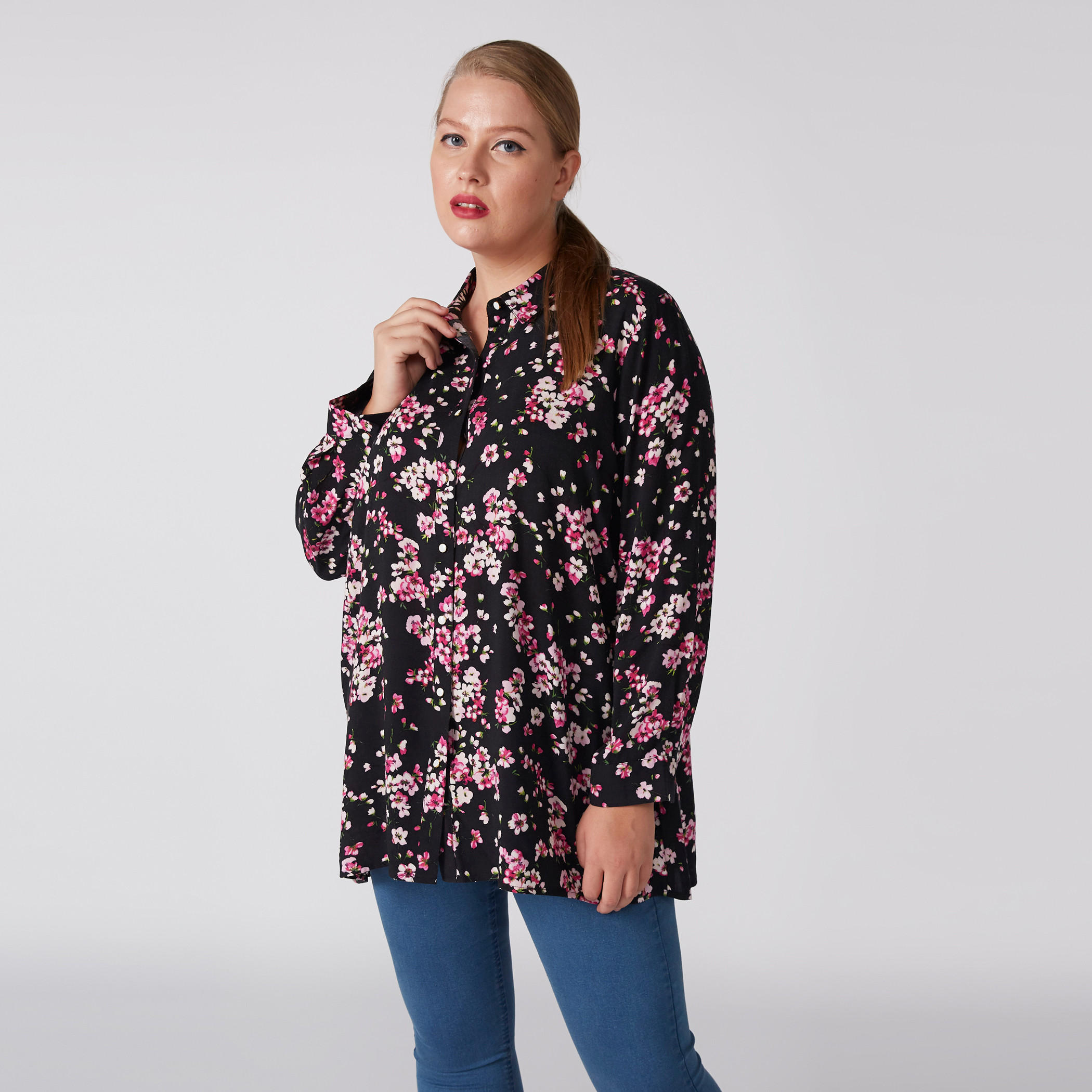 قميص بطبعات وأكمام طويلة وأزرار-women-clothing-shirtsandblouses-blouses-image-1