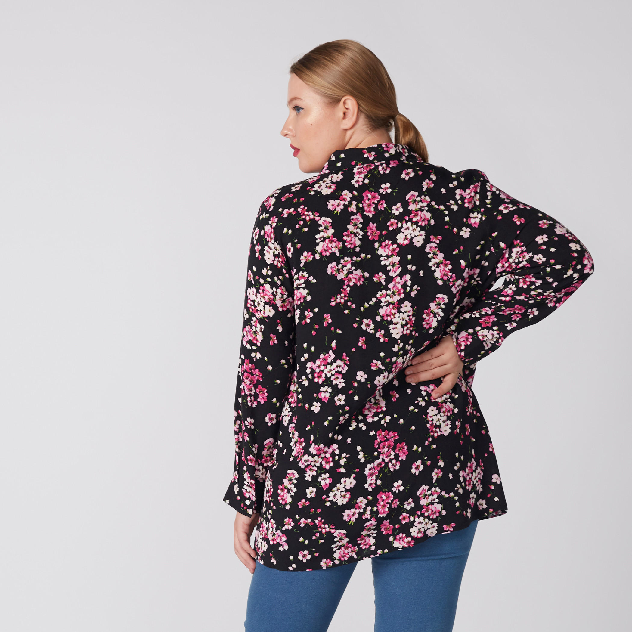 قميص بطبعات وأكمام طويلة وأزرار-women-clothing-shirtsandblouses-blouses-image-3