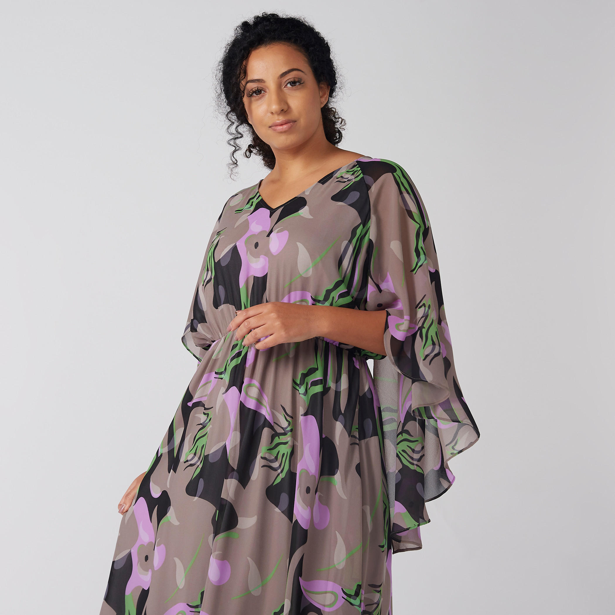 فستان بطبعات زهرية وياقة V وأكمام واسعة-women-clothing-dresses-image-3