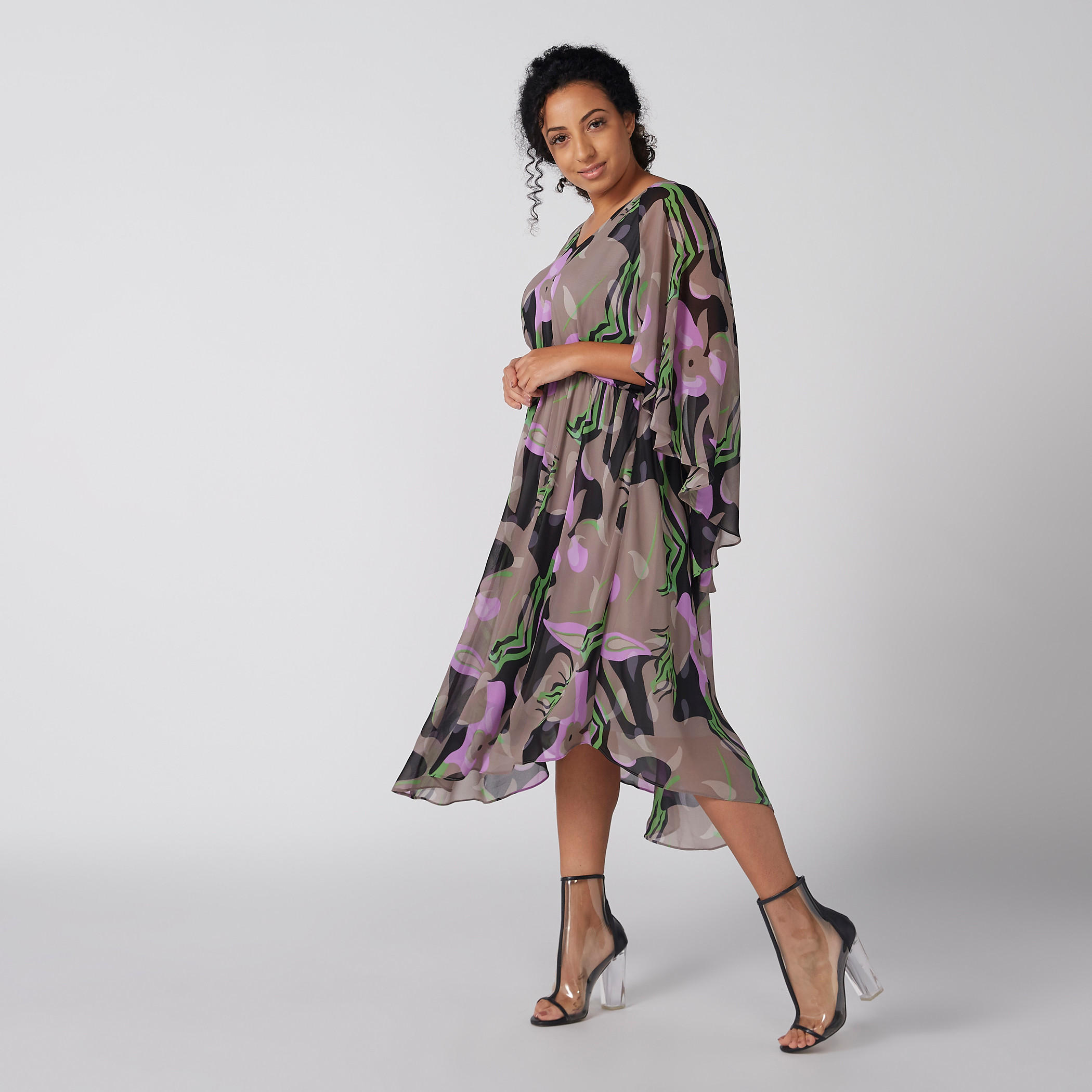 فستان بطبعات زهرية وياقة V وأكمام واسعة-women-clothing-dresses-image-4