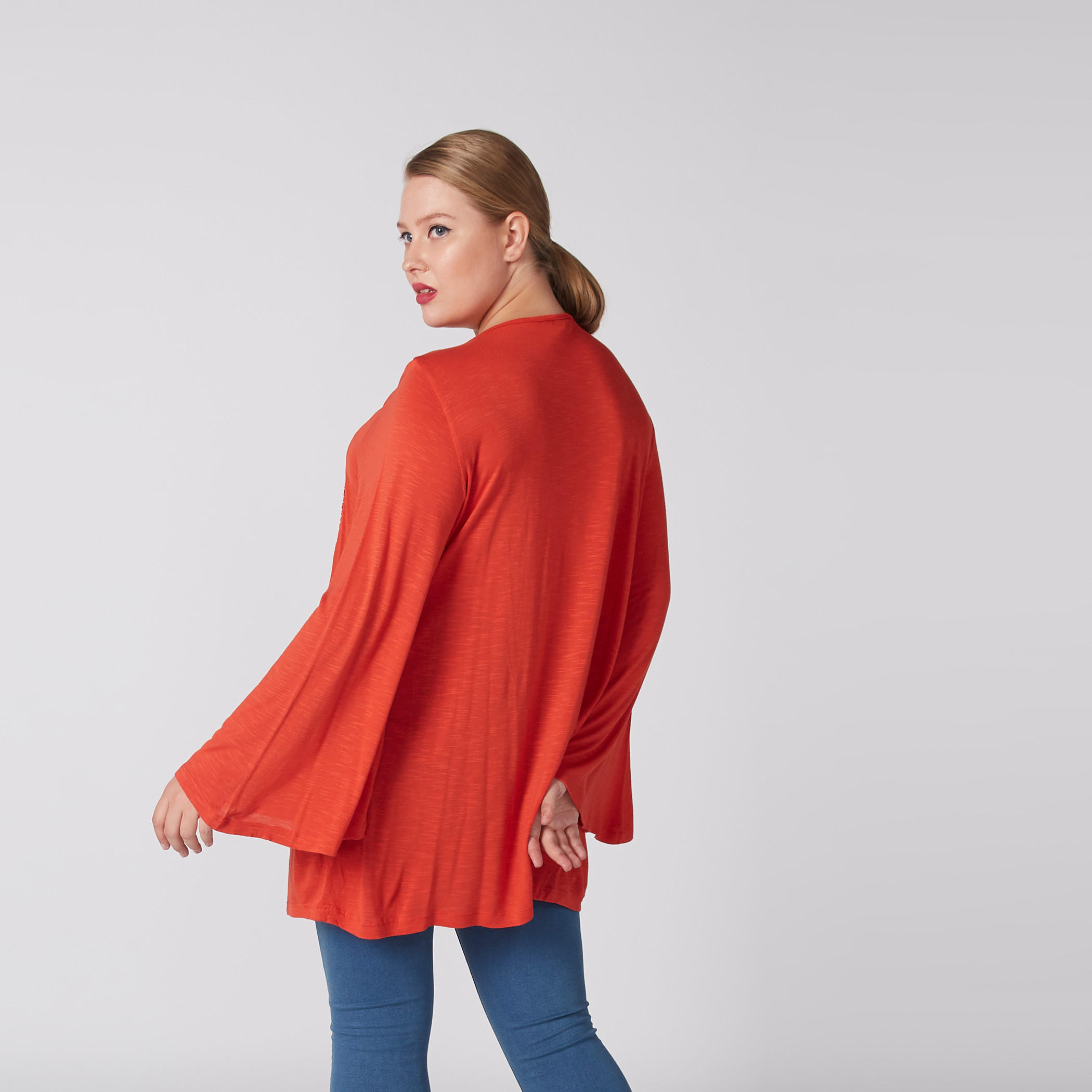 بلوزة مطرّزة بأكمام طويلة ورباط-women-clothing-shirtsandblouses-blouses-image-3