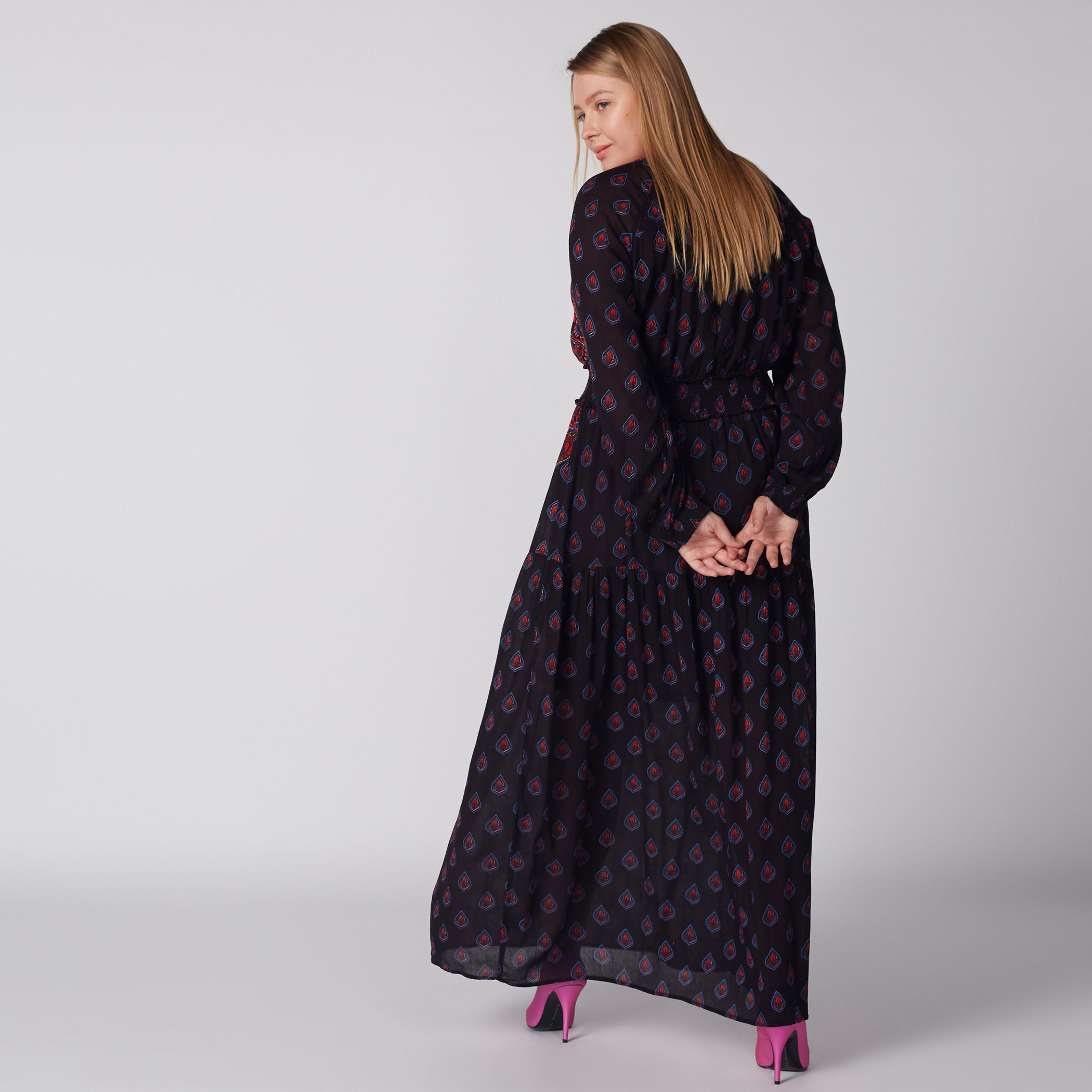 فستان طويل بأكمام طويلة ونقش مطبوع-women-clothing-dresses-image-5
