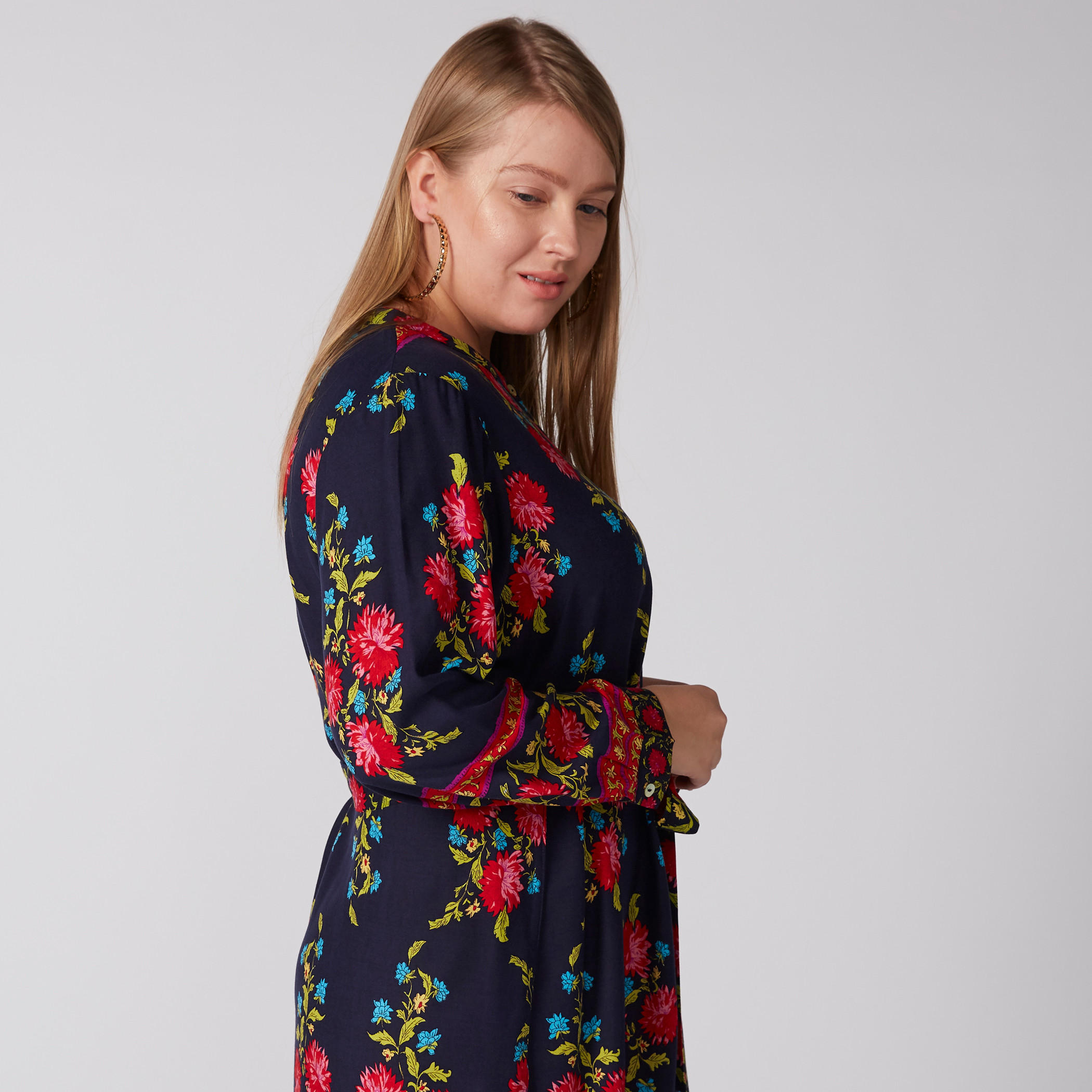 Printed Midi Shirt Dress with Long Sleeves and Tie Ups-women-clothing-dresses-image-3