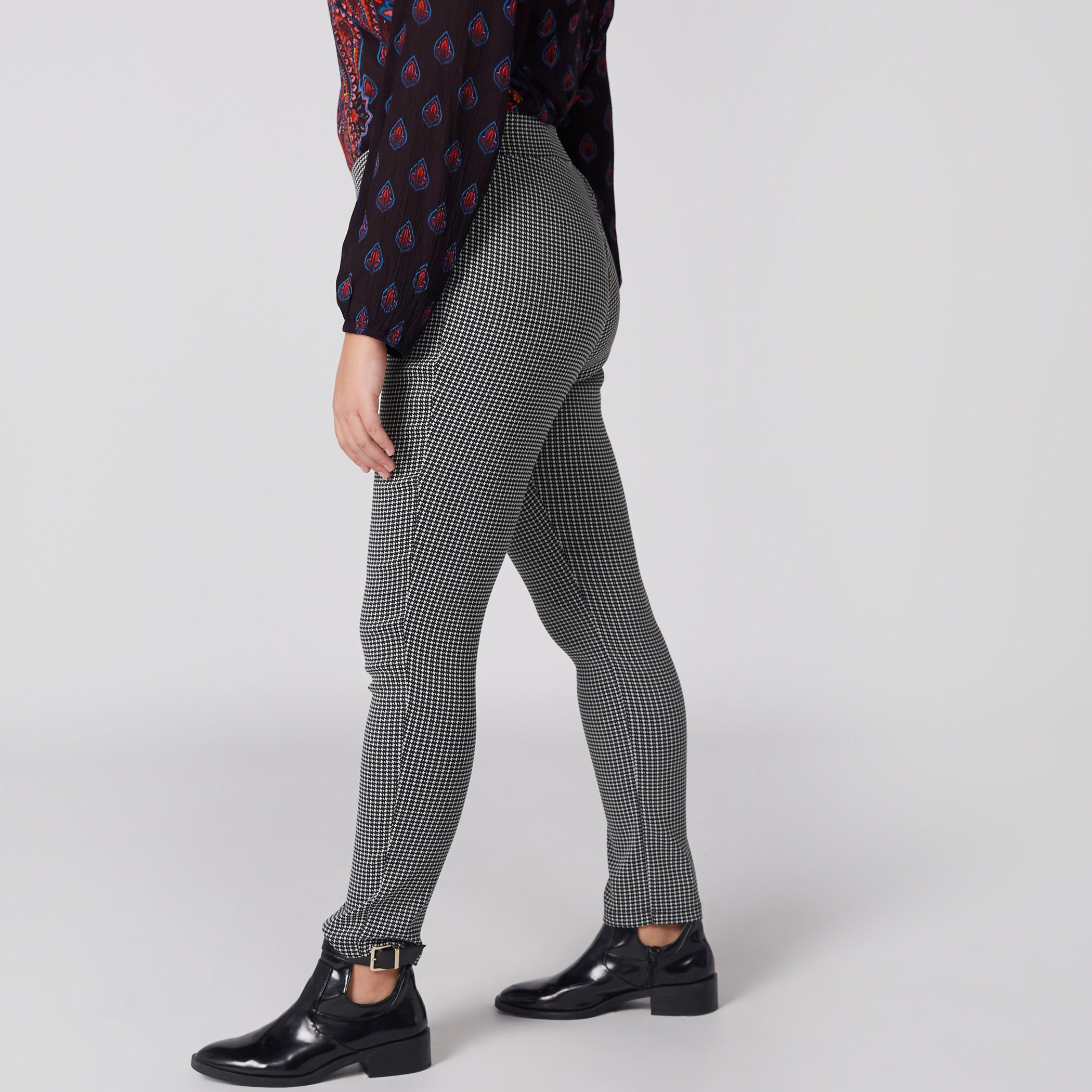 سروال بخصر مطاطي-women-clothing-bottoms-leggings-image-2