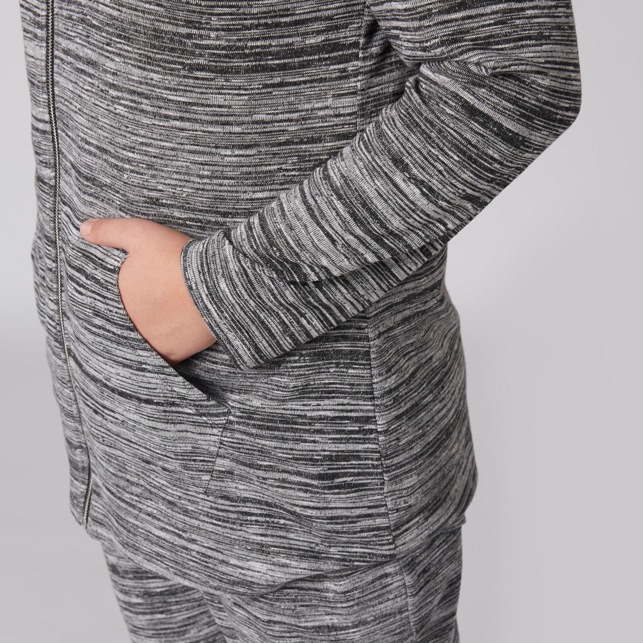 Textured Long Sleeves Jacket with Zip Closure and Pocket Detail-women-winterwear-hoodiesandsweatshirts-sweatshirts-image-5