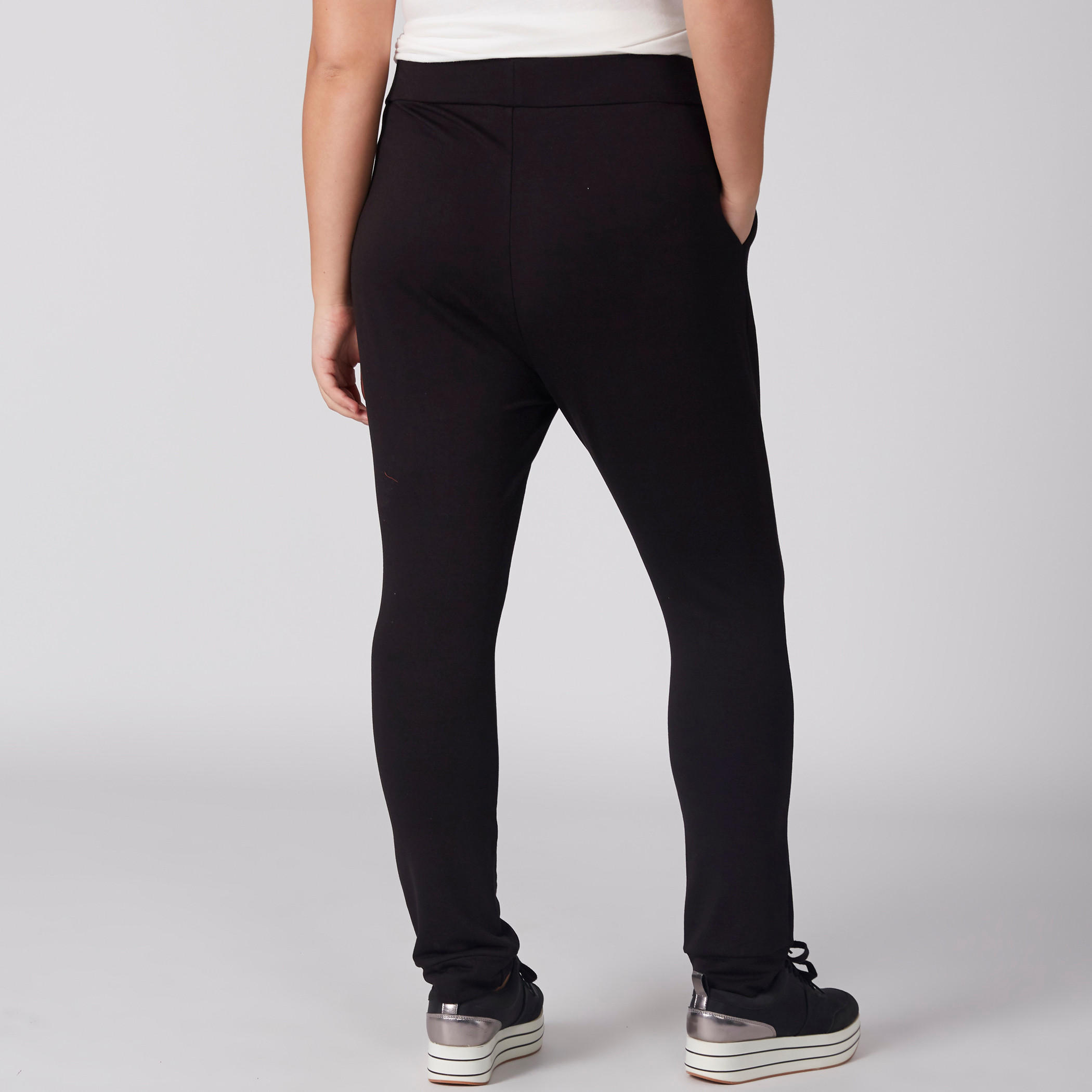 بنطال طويل بخصر مطاطي وجيوب-women-clothing-bottoms-trousers-image-5