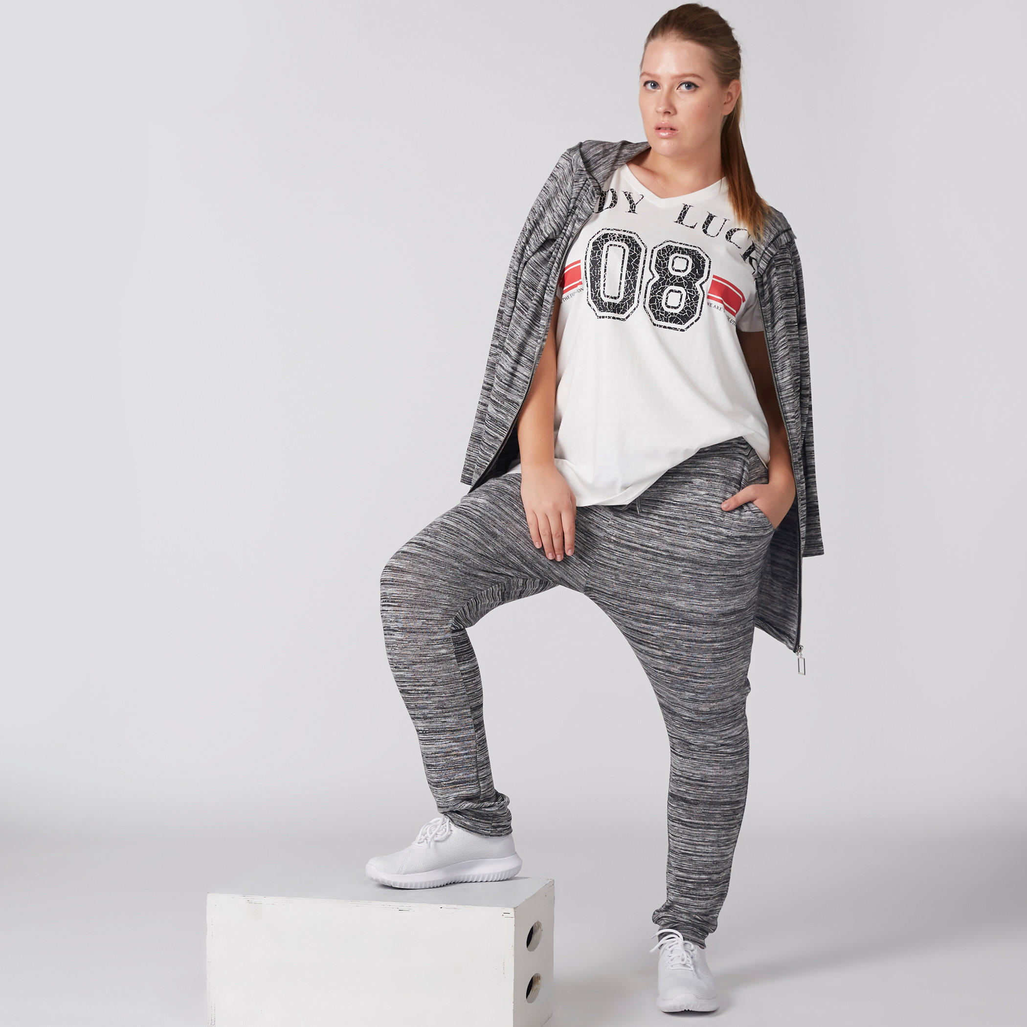 بنطال ميلانج طويل بطبعات وجيوب ورباط-women-clothing-bottoms-joggers-image-1
