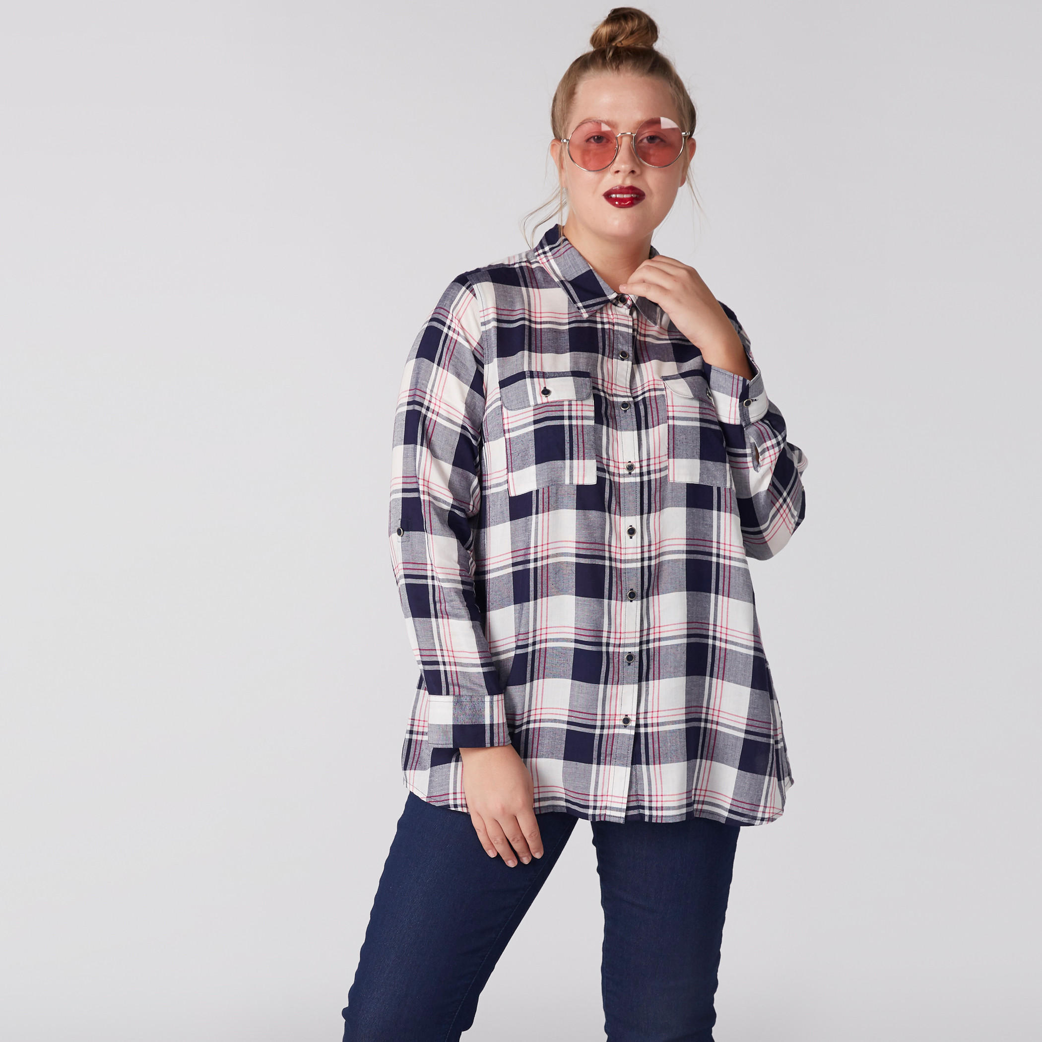 قميص كاروهات بأكمام طويلة ووصلة أزرار كاملة-women-clothing-shirtsandblouses-shirts-image-4