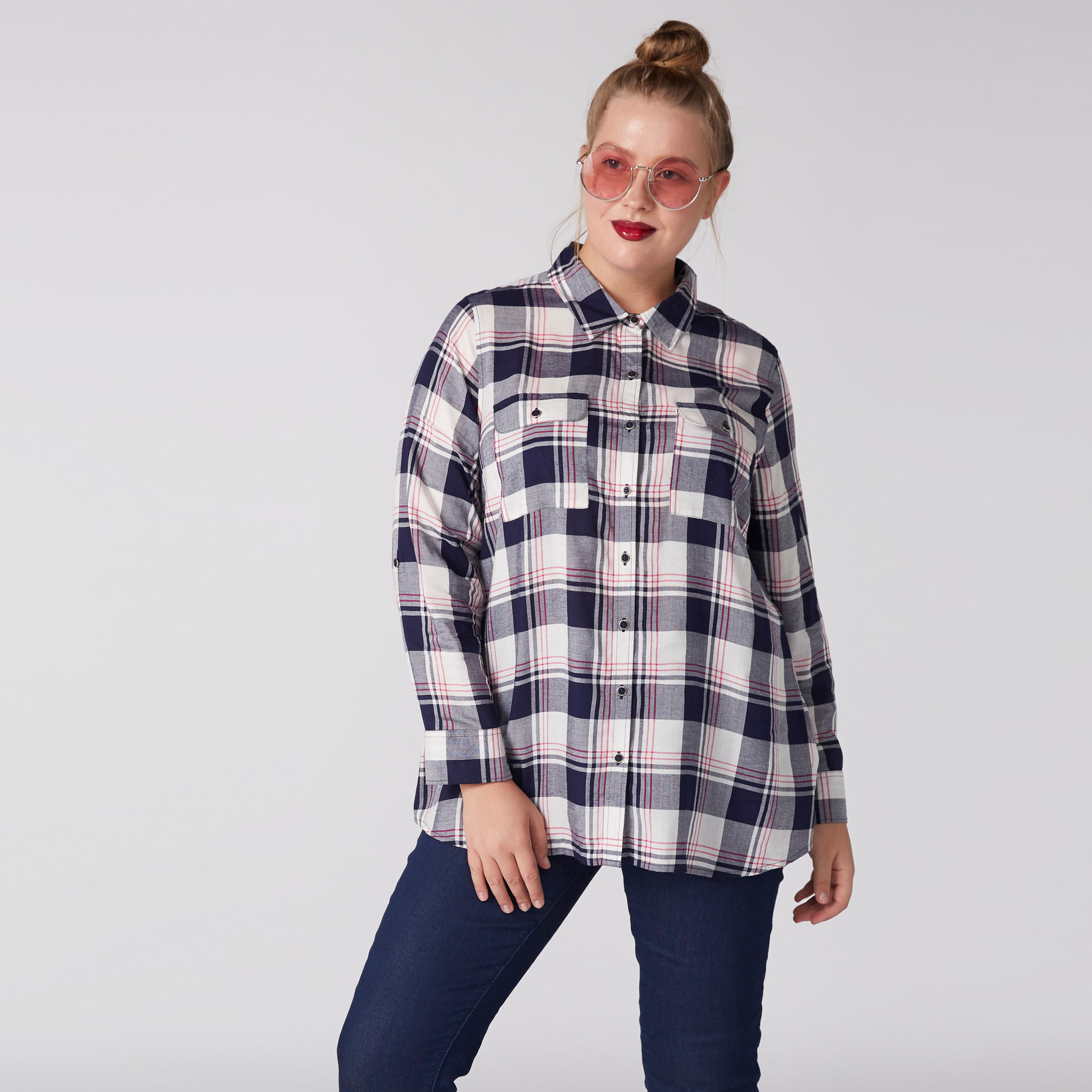 قميص كاروهات بأكمام طويلة ووصلة أزرار كاملة-women-clothing-shirtsandblouses-shirts-image-3