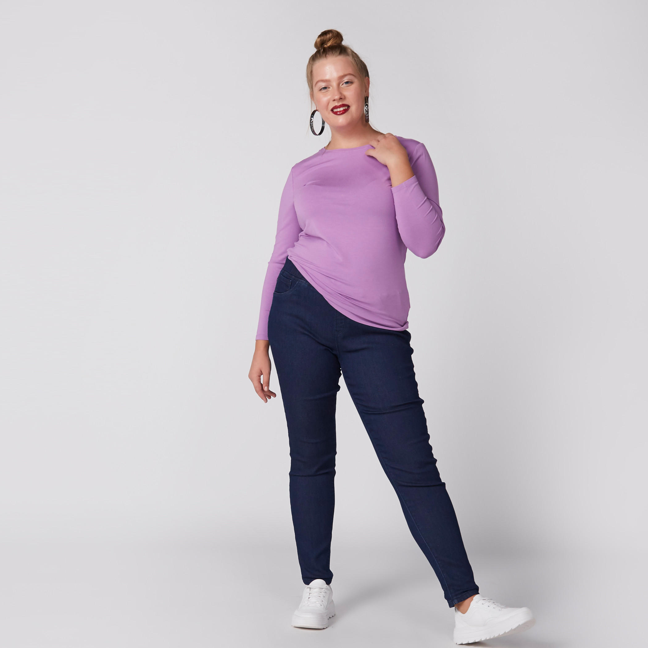بنطلون جيقنز مقاس كبير بخصر مطاطي وجيب-women-clothing-bottoms-leggings-image-1