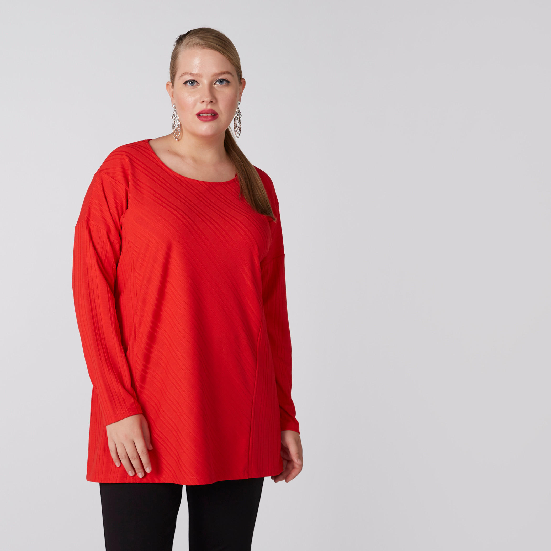 بلوزة بارزة الملمس بياقة مستديرة وأكمام طويلة-women-clothing-shirtsandblouses-blouses-image-1
