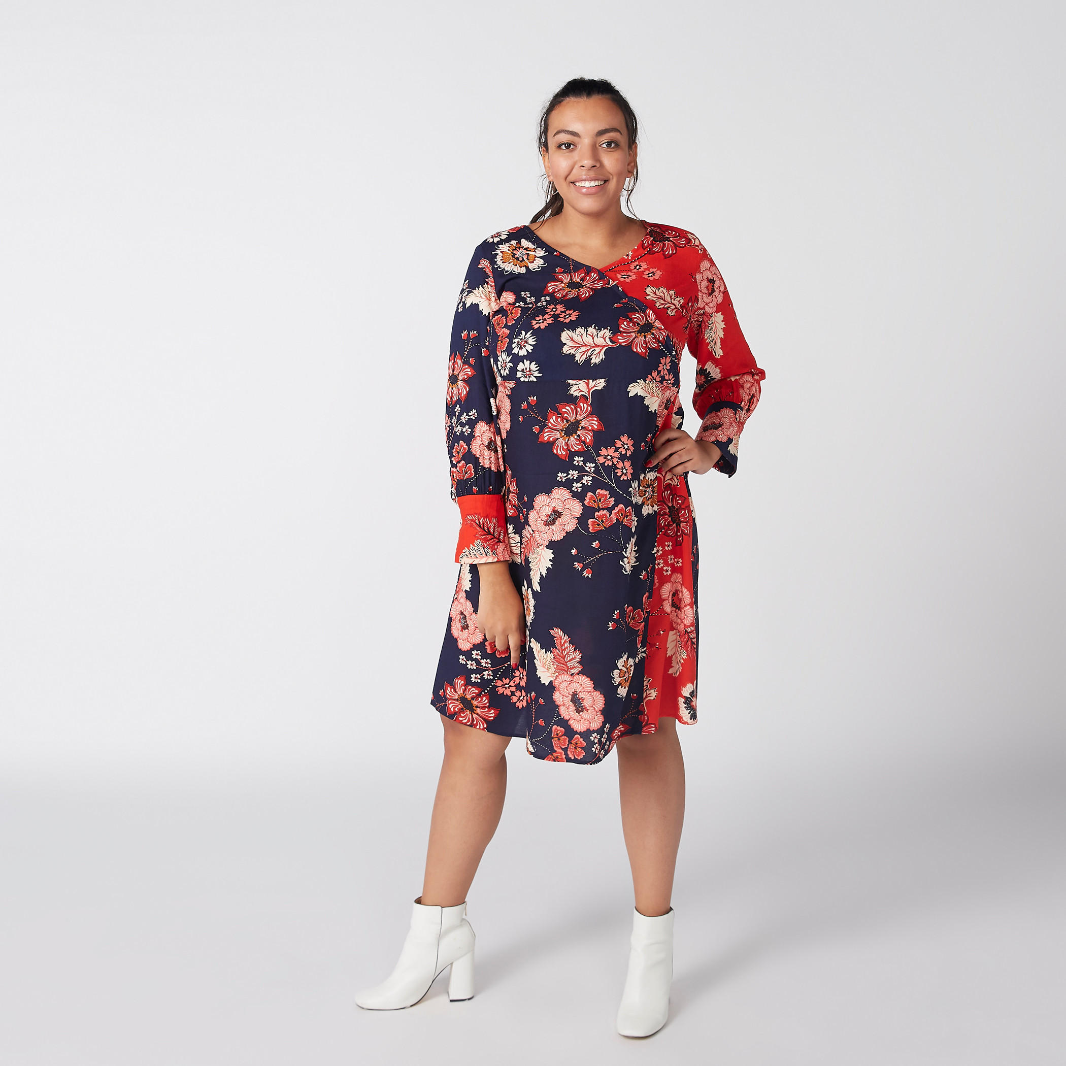 فستان بنقش أزهار متوسط الطول بأكمام طويلة-women-clothing-dresses-image-1