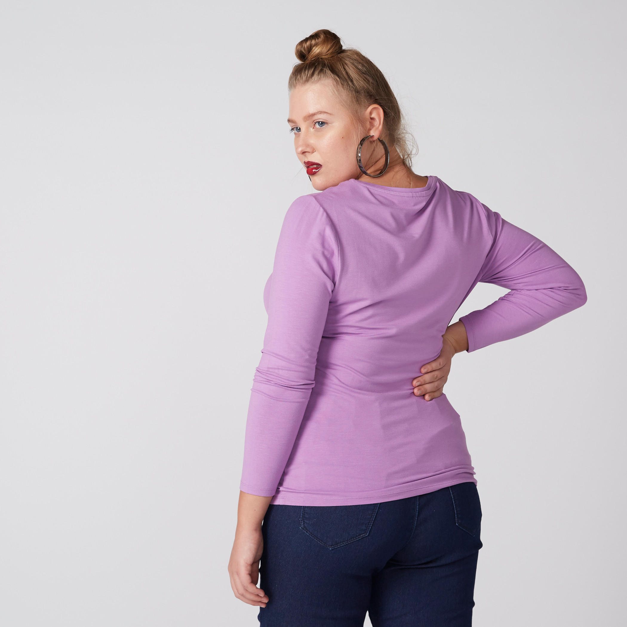 تيشيرت بياقة دائرية وأكمام طويلة-women-clothing-tshirts-image-4