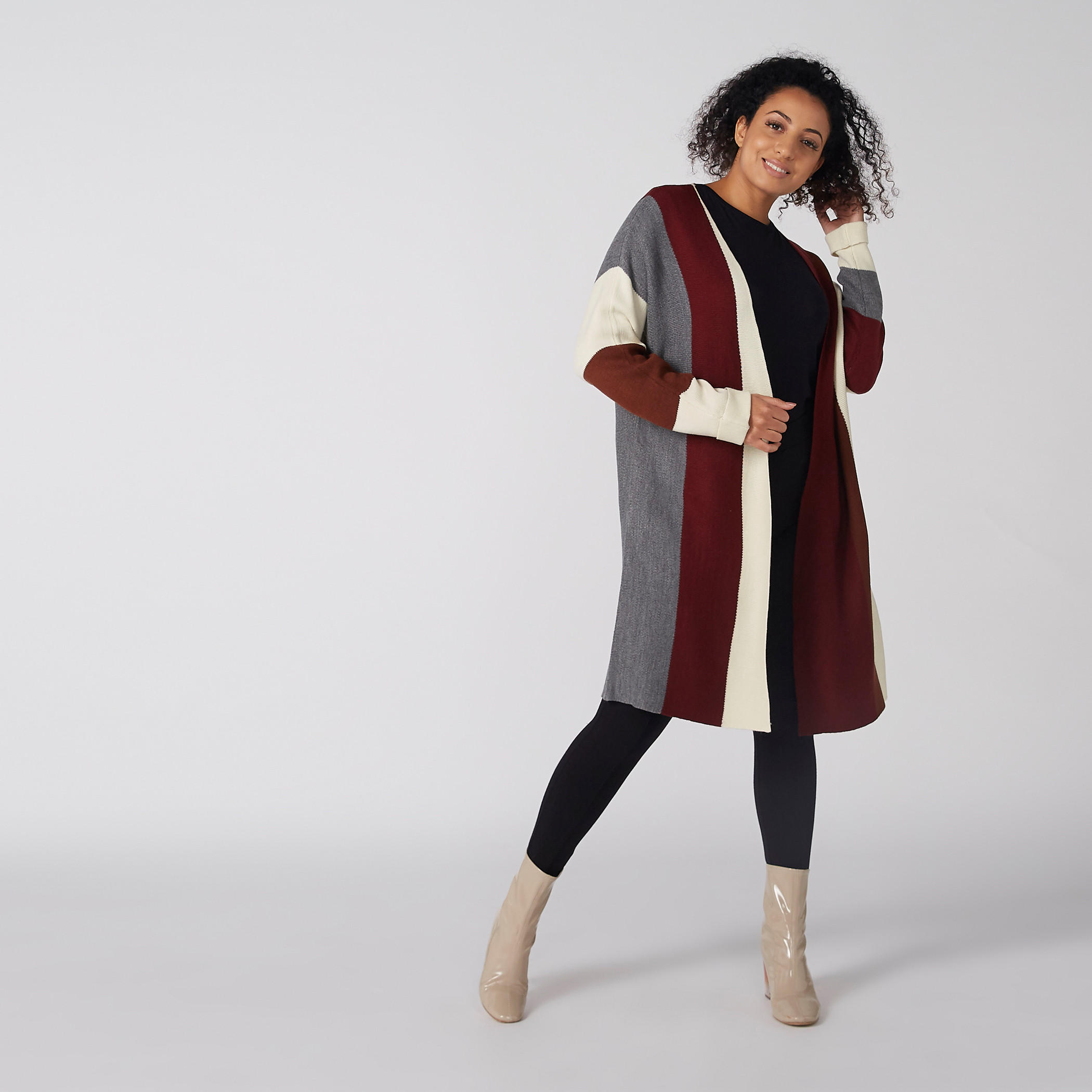 سترة طويلة مقلّمة بأكمام طويلة-women-winterwear-cardigansandjumpers-cardigans-image-1