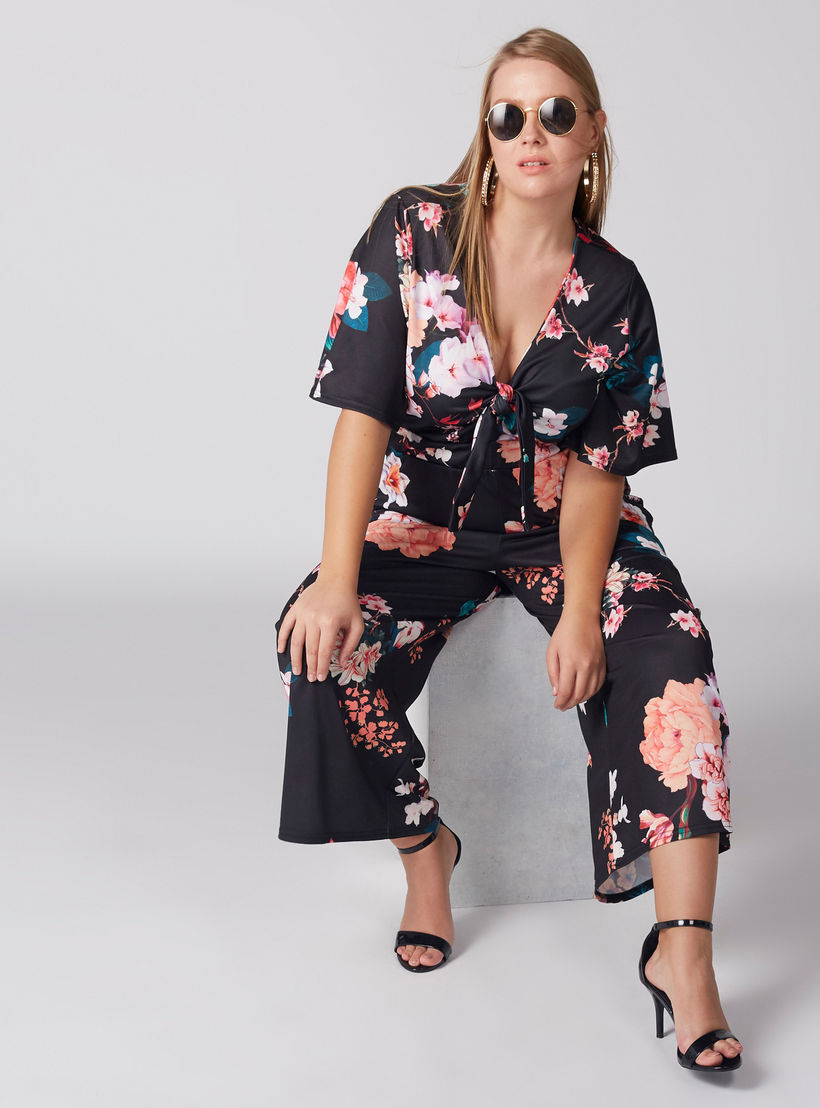 أفرول بطبعات زهرية وأكمام واسعة وتفاصيل معقودة-women-clothing-jumpsuits-image-5