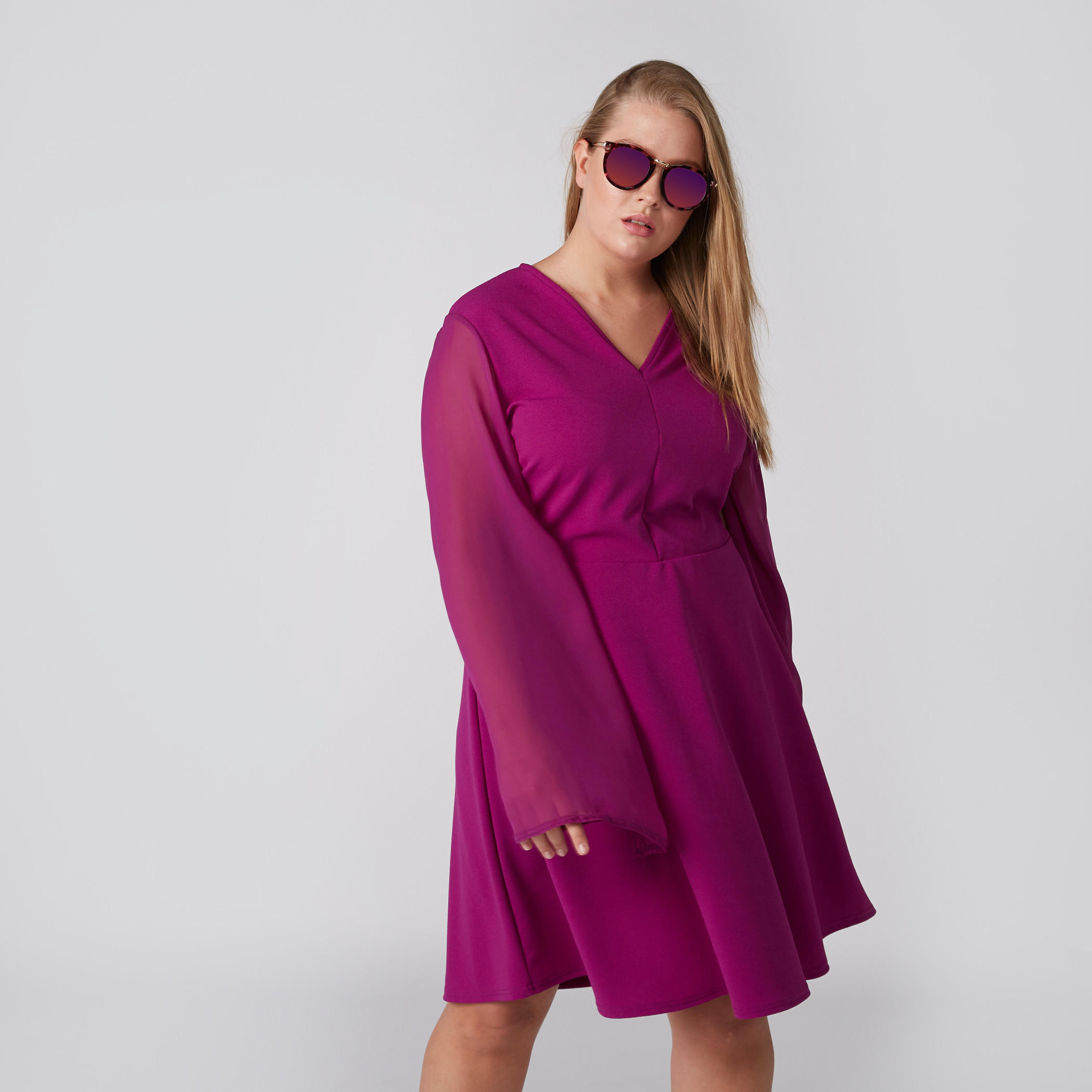 فستان ميدي بياقة V وأكمام طويلة-women-clothing-dresses-image-1
