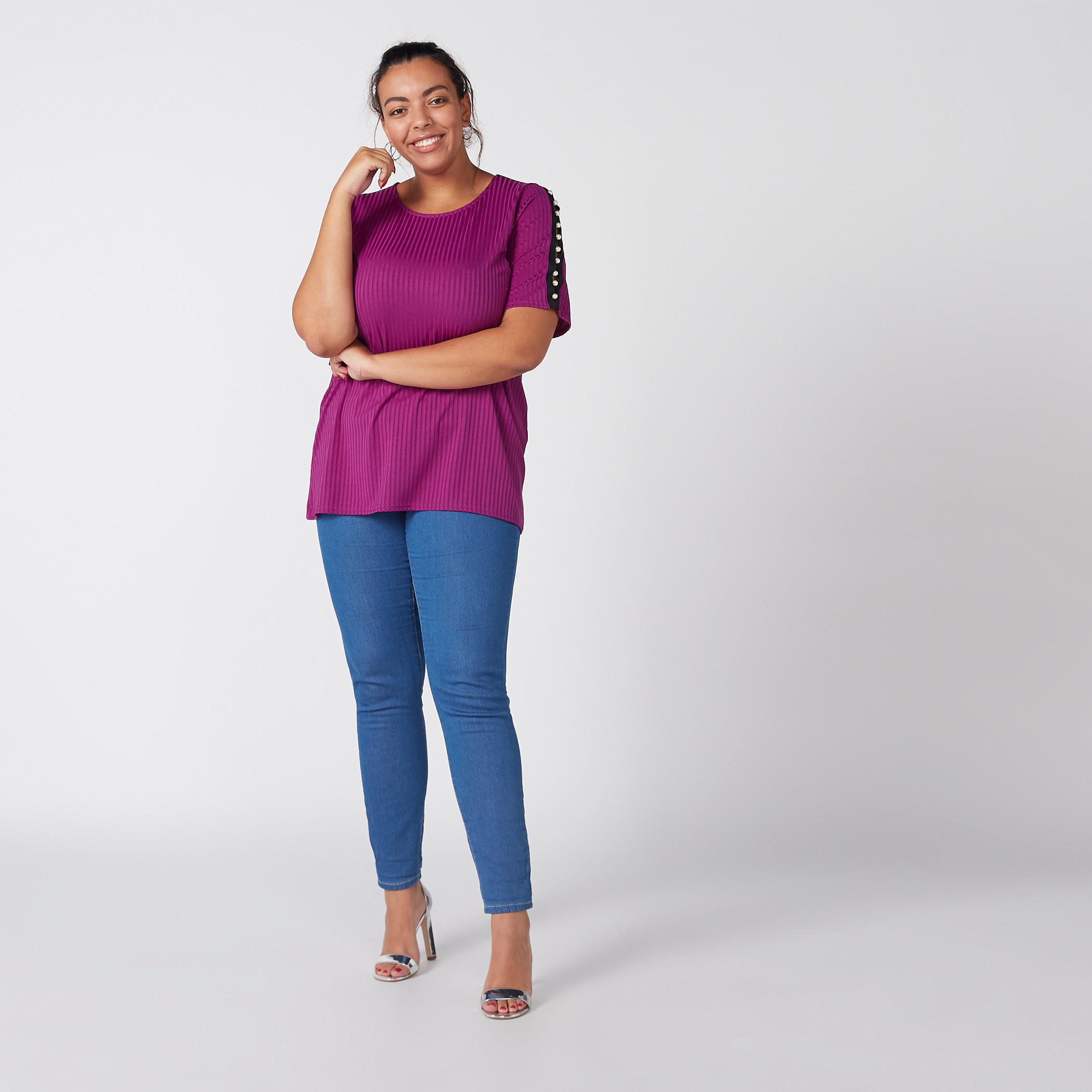 بلوزة بتزيينات وأكمام قصيرة-women-clothing-shirtsandblouses-blouses-image-2