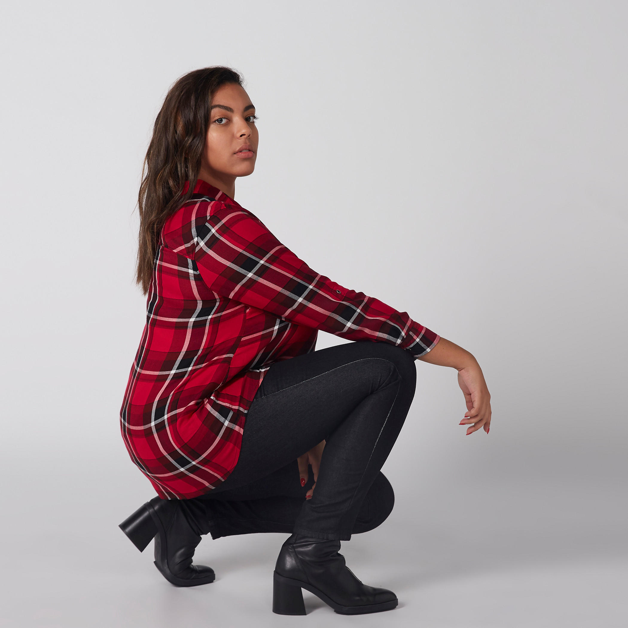قميص كاروهات أكمام طويلة وأزرار-women-clothing-shirtsandblouses-blouses-image-3
