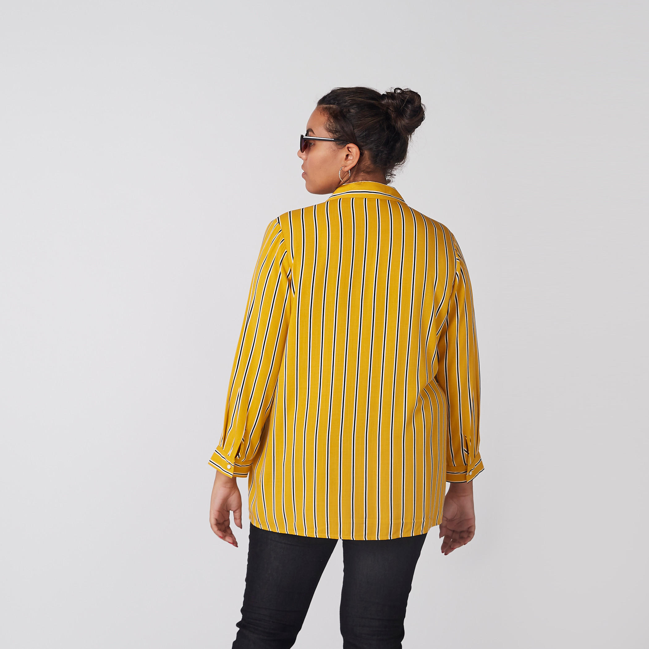 قميص مقلّم بأكمام طويلة-women-clothing-shirtsandblouses-shirts-image-3