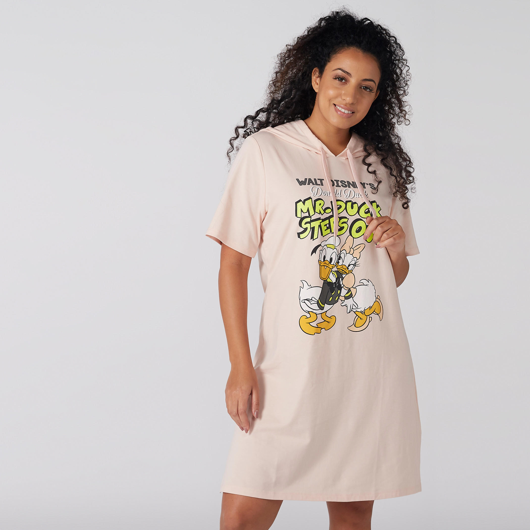 فستان تيشيرت بقبّعة وأكمام قصيرة وطبعات دونالد وديزي داك-women-clothing-nightwear-pyjamas-tops-image-1