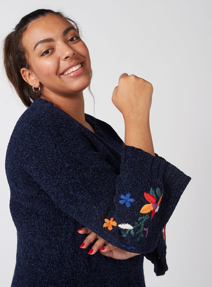 Embroidered Sweater with Round Neck and Long Sleeves-women-winterwear-cardigansandjumpers-cardigans-image-2