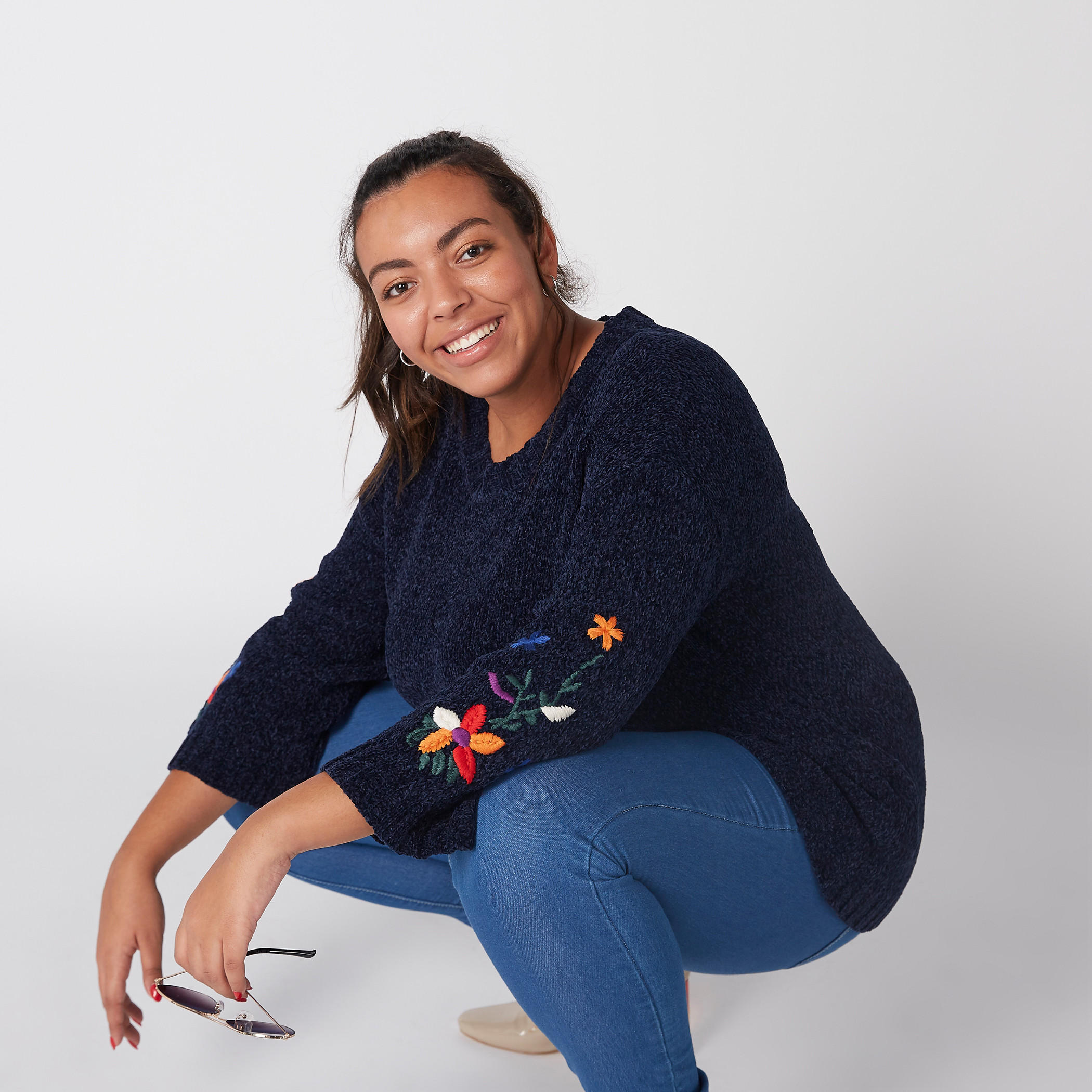 Embroidered Sweater with Round Neck and Long Sleeves-women-winterwear-cardigansandjumpers-cardigans-image-3