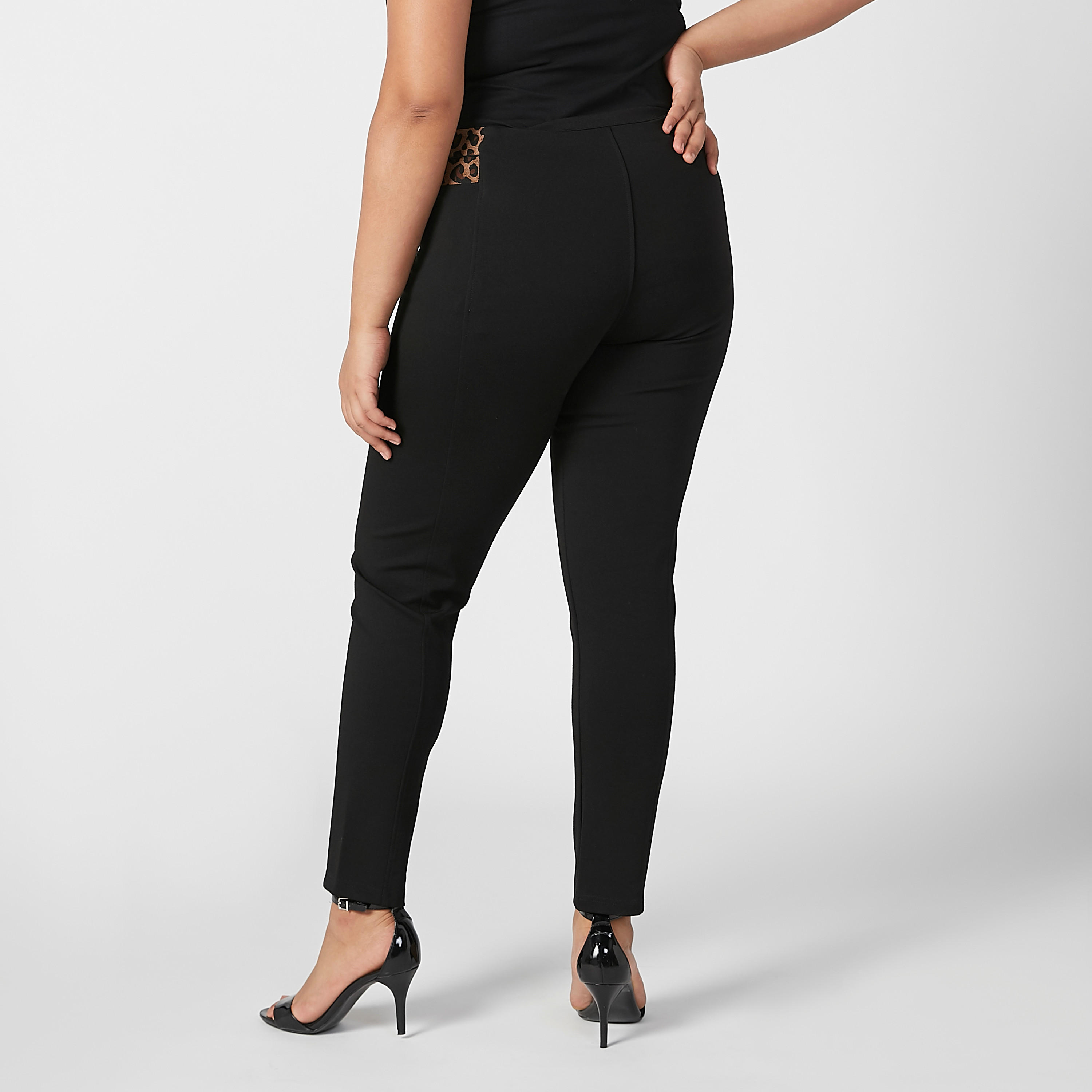 بنطلون ليقنز سكيني بتفاصيل بونتي وطبعات حيوانات-women-clothing-bottoms-leggings-image-3