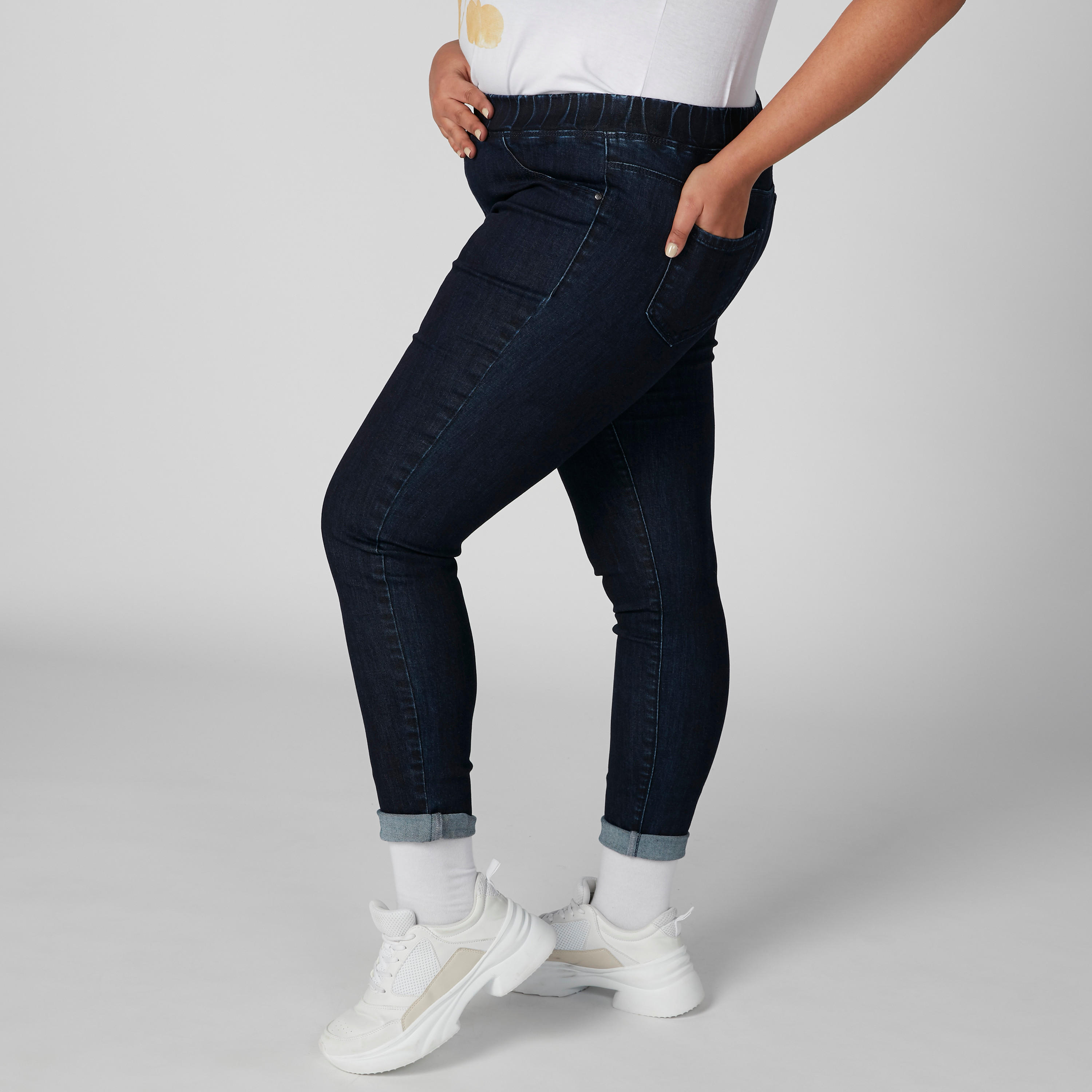بنطال بقصّة ضيّقة وخصر مطّاطي وجيوب-women-clothing-bottoms-leggings-image-4
