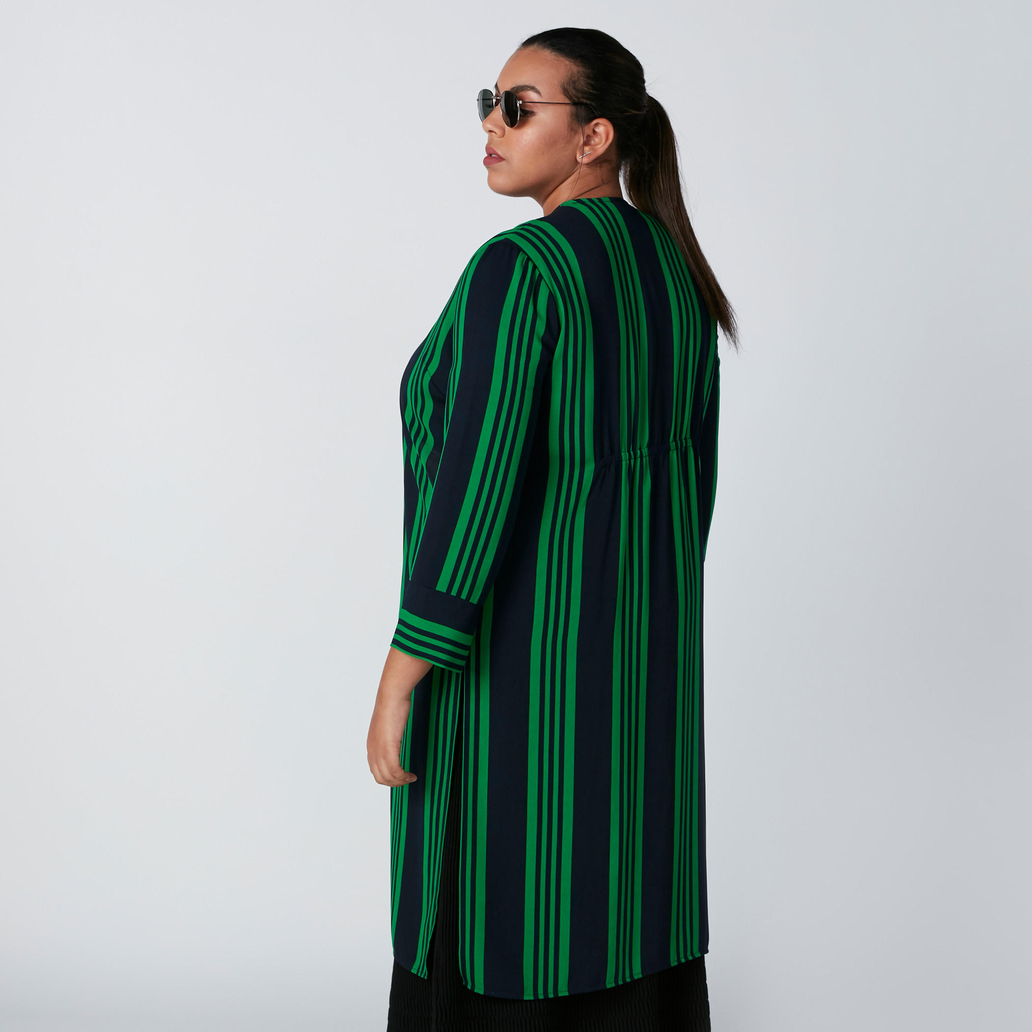 كارديجان طويل مقلّم مفتوح من الأمام بفتحة جانبية-women-winterwear-cardigansandjumpers-cardigans-image-3