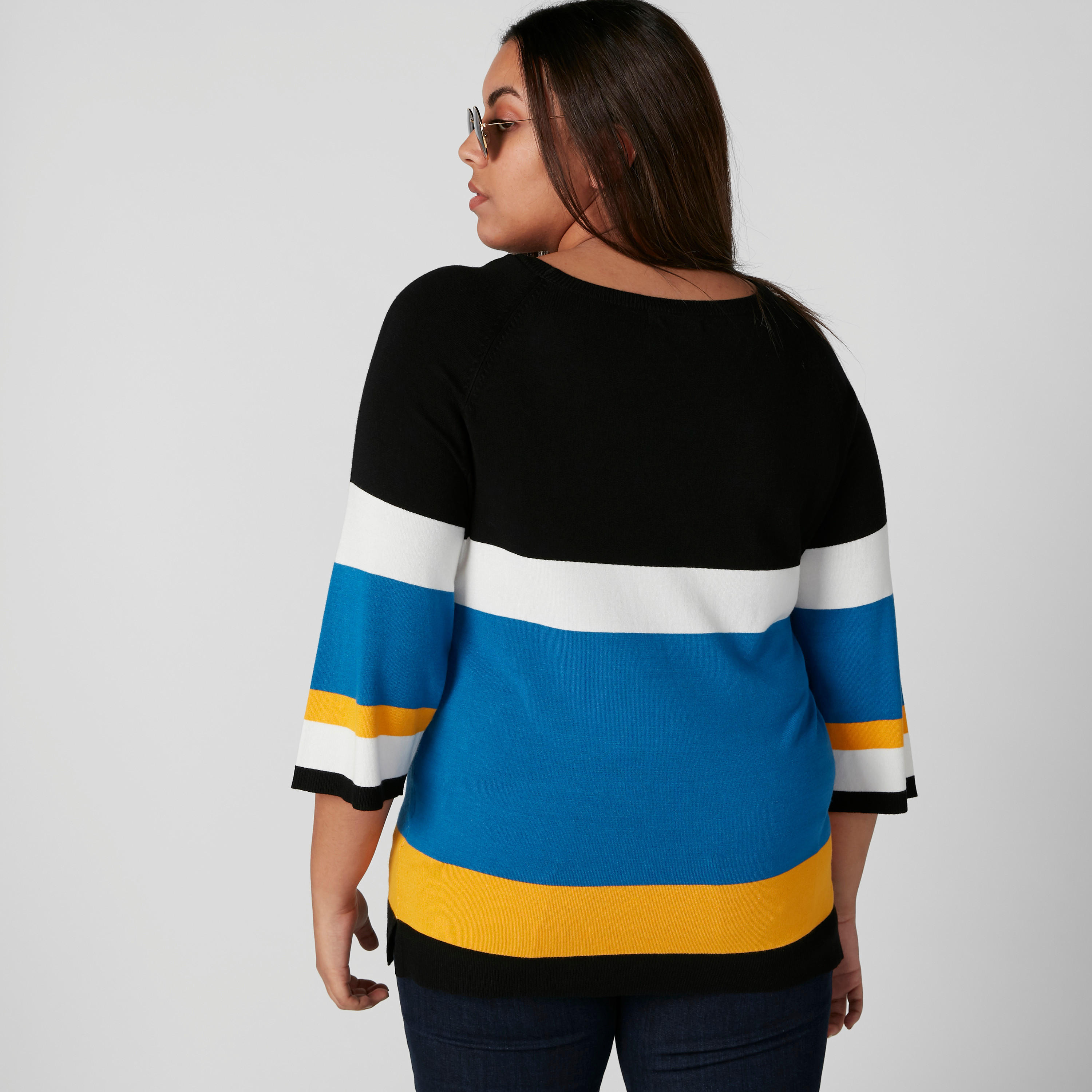 سويتر مقلّم بياقة مستديرة وأكمام 3/4-women-winterwear-cardigansandjumpers-cardigans-image-2