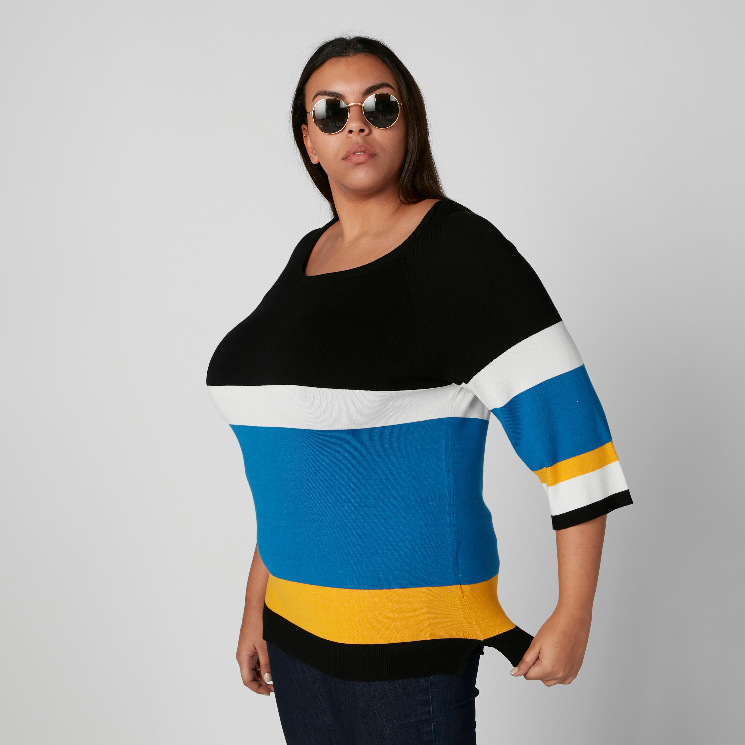 سويتر مقلّم بياقة مستديرة وأكمام 3/4-women-winterwear-cardigansandjumpers-cardigans-image-4