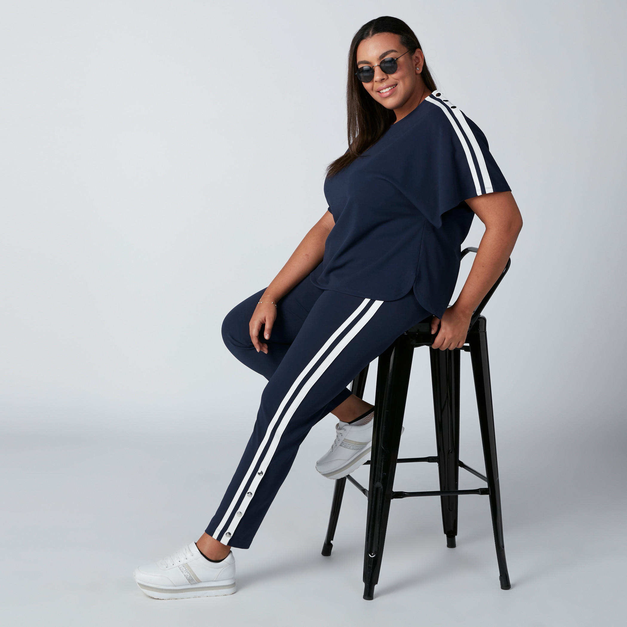 بنطال بجيوب وخصر مرن-women-clothing-bottoms-trousers-image-1