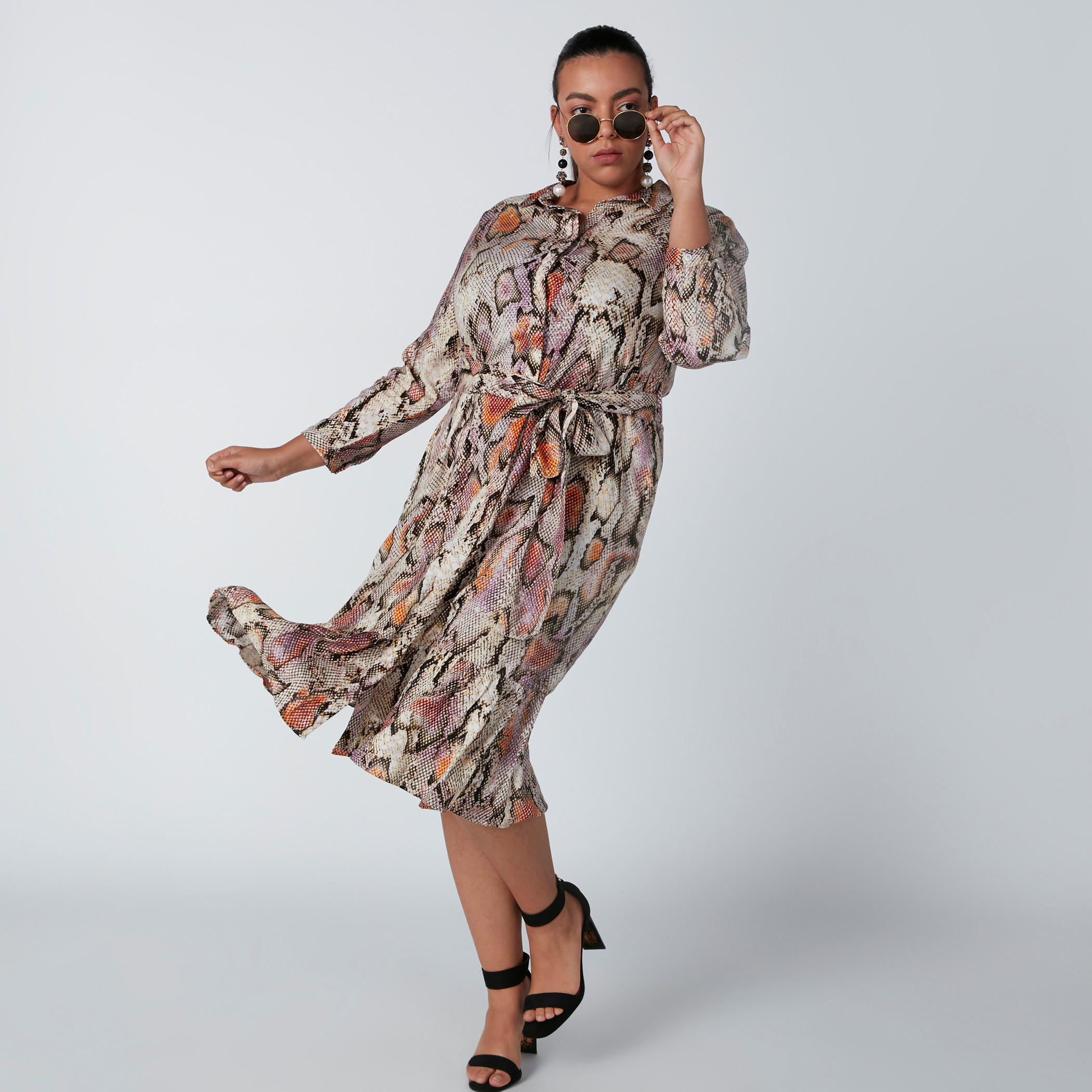 فستان متوسط الطول بأكمام طويلة وأربطة وطبعات-women-clothing-dresses-image-1
