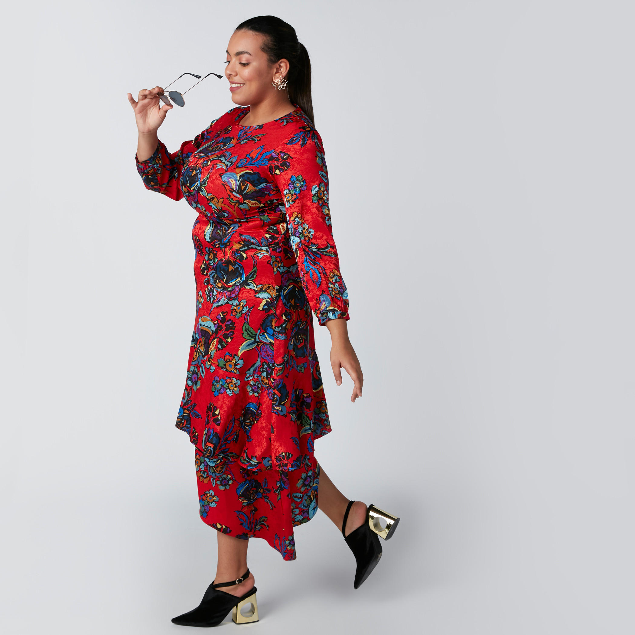 فستان متوسط الطول بحوّاف غير مستوية وطبعات-women-clothing-dresses-image-1