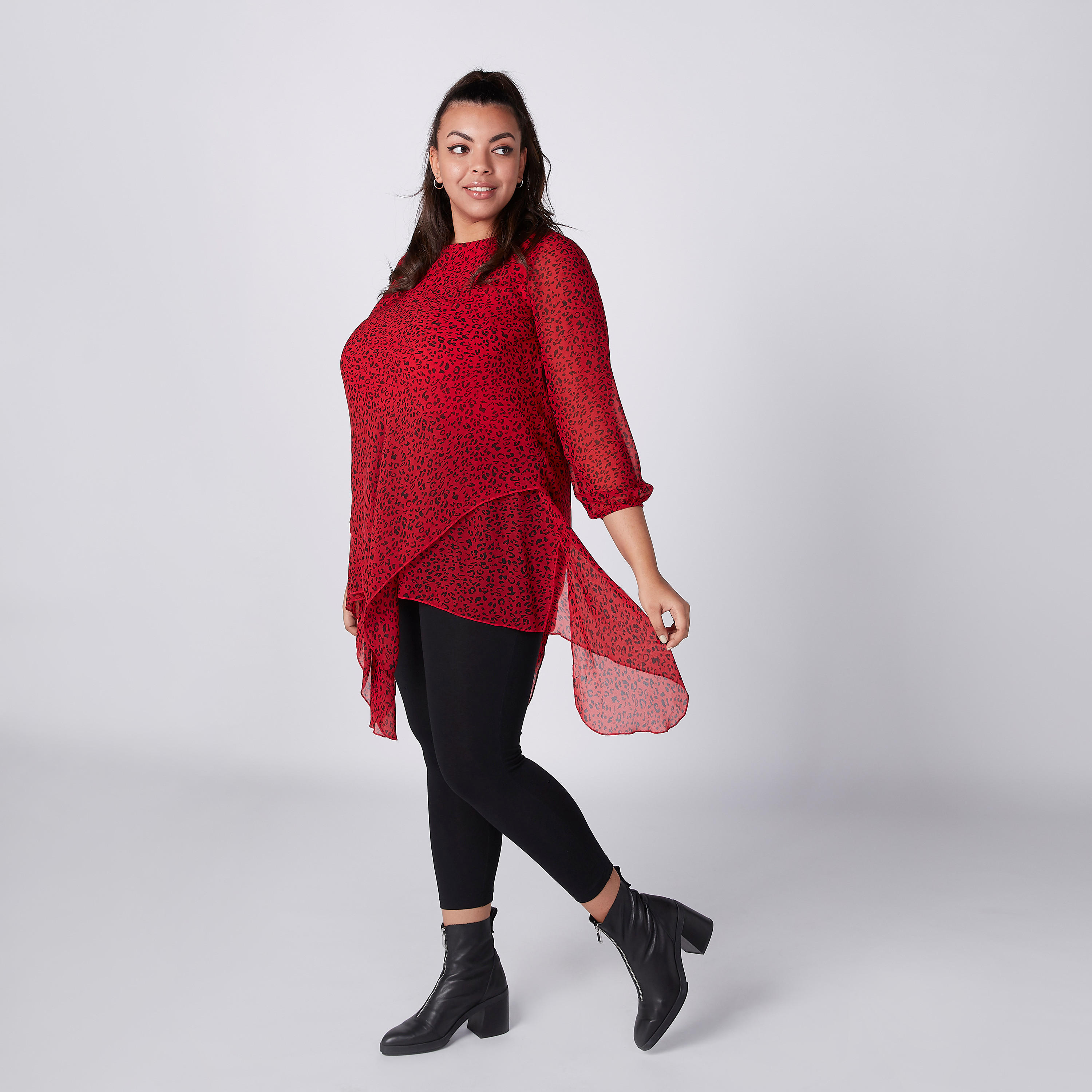 بلوزة بأكمام 3/4 وحوّاف غير مستوية وطبعات-women-clothing-shirtsandblouses-blouses-image-1