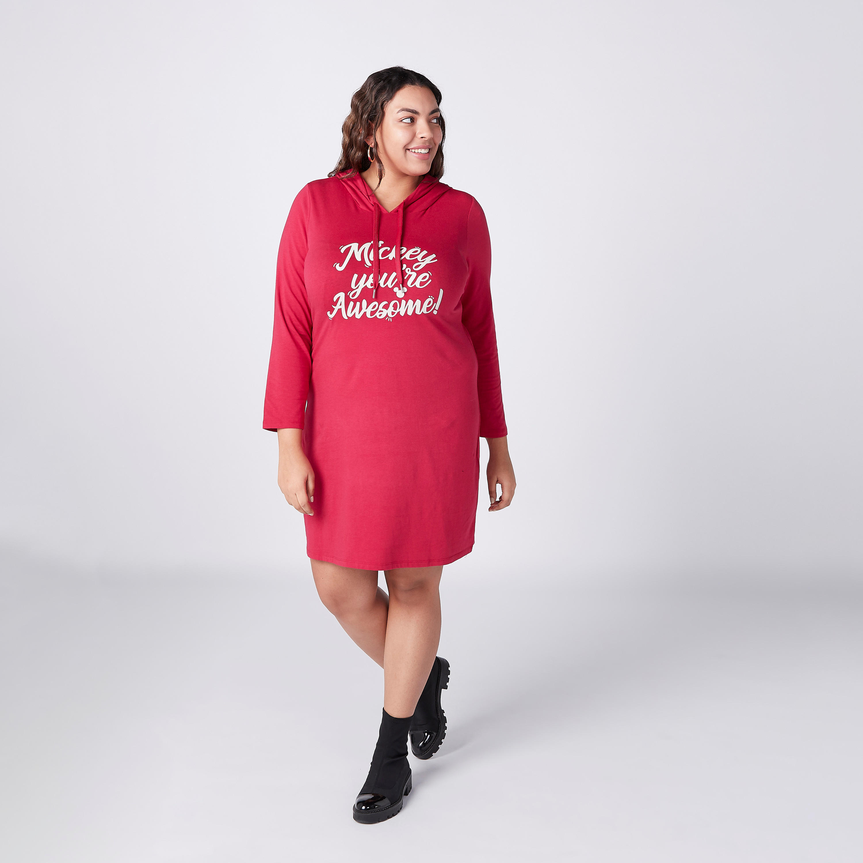 فستان تيشيرت متوسط الطول بقبّعة وطبعات ميكي ماوس-women-clothing-dresses-image-1