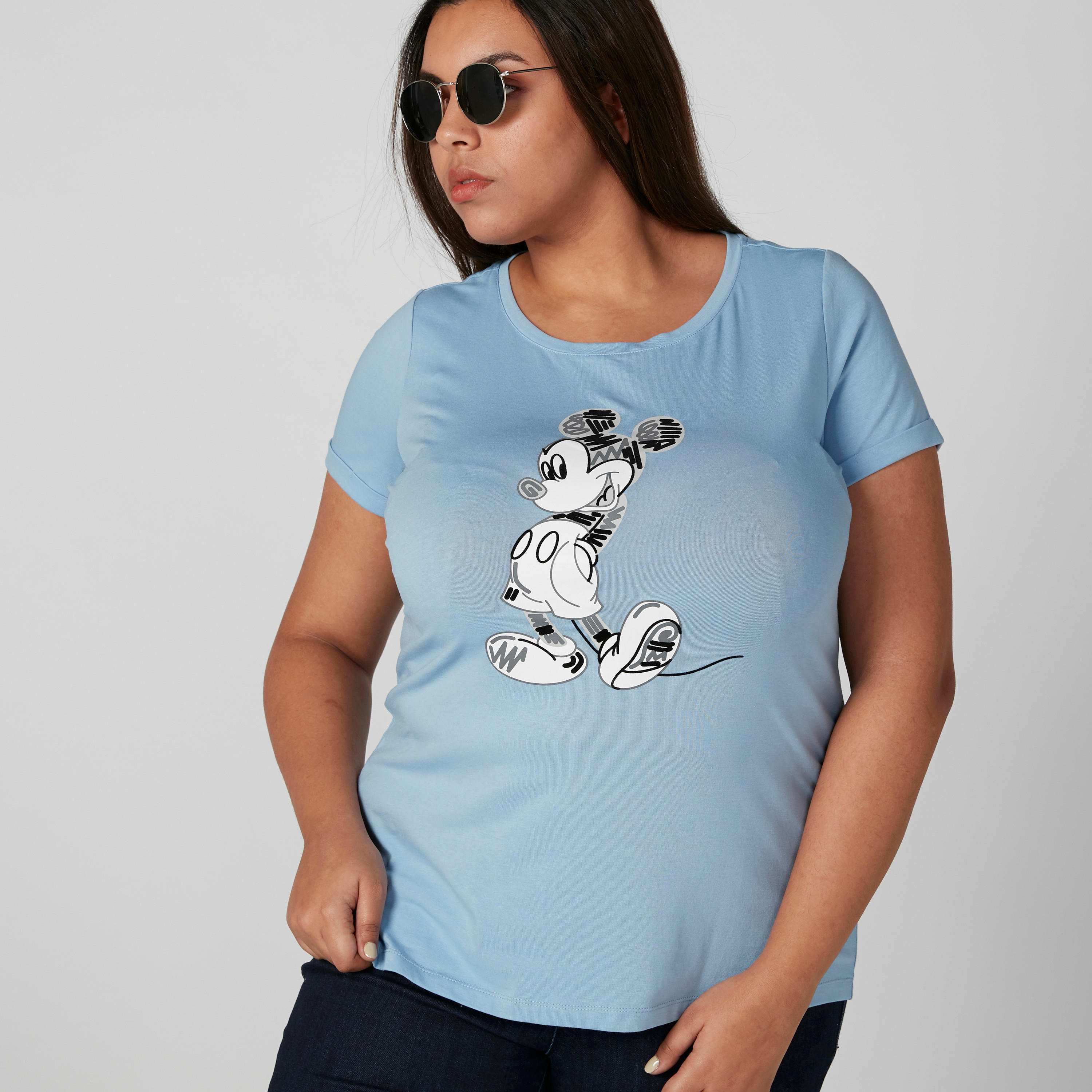 تيشيرت بياقة مستديرة وأكمام قصيرة وطبعات ميكي ماوس-women-clothing-tshirts-image-1