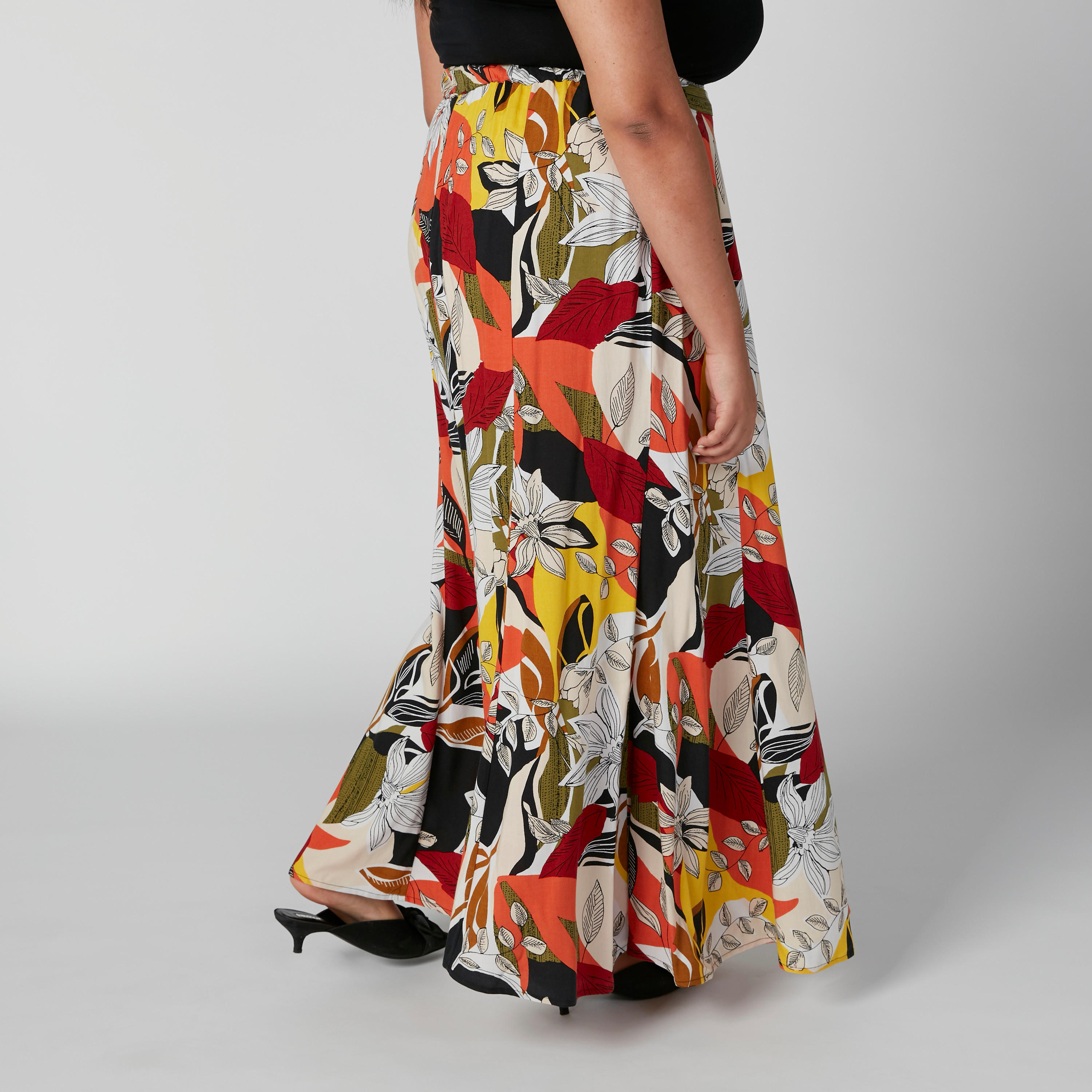 فستان طويل بأزرار وطبعات أزهار-women-clothing-bottoms-skirts-image-2