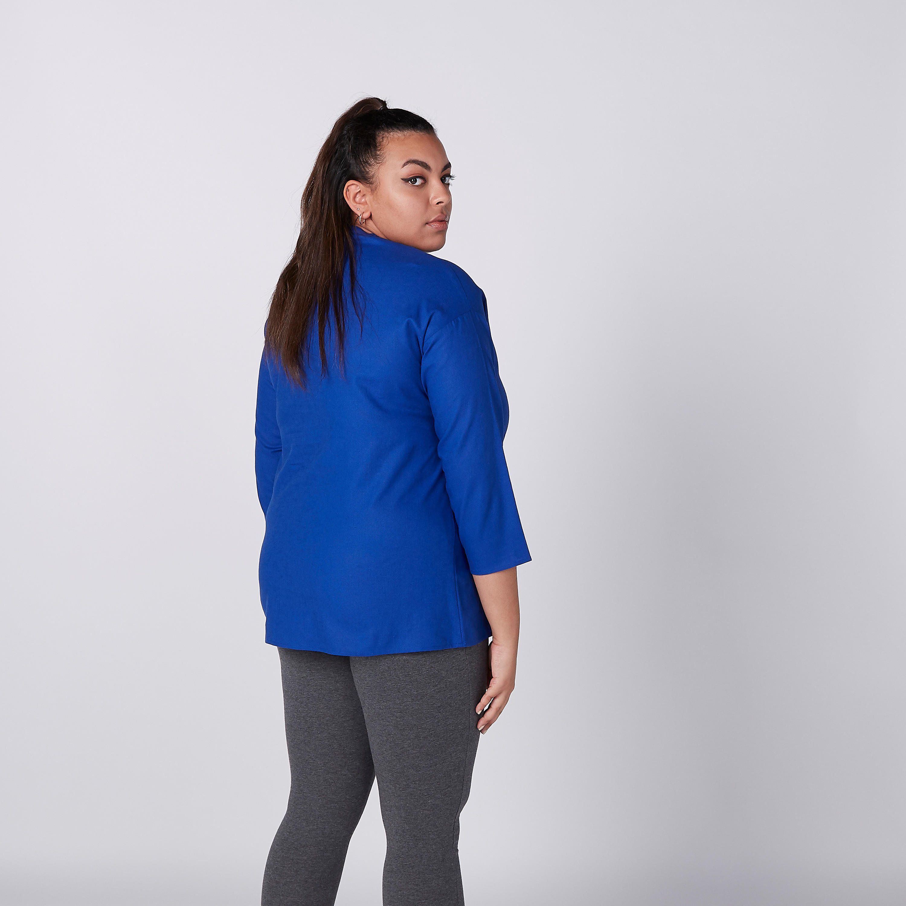 قميص بأكمام 3/4 وأزرار-women-clothing-shirtsandblouses-blouses-image-3