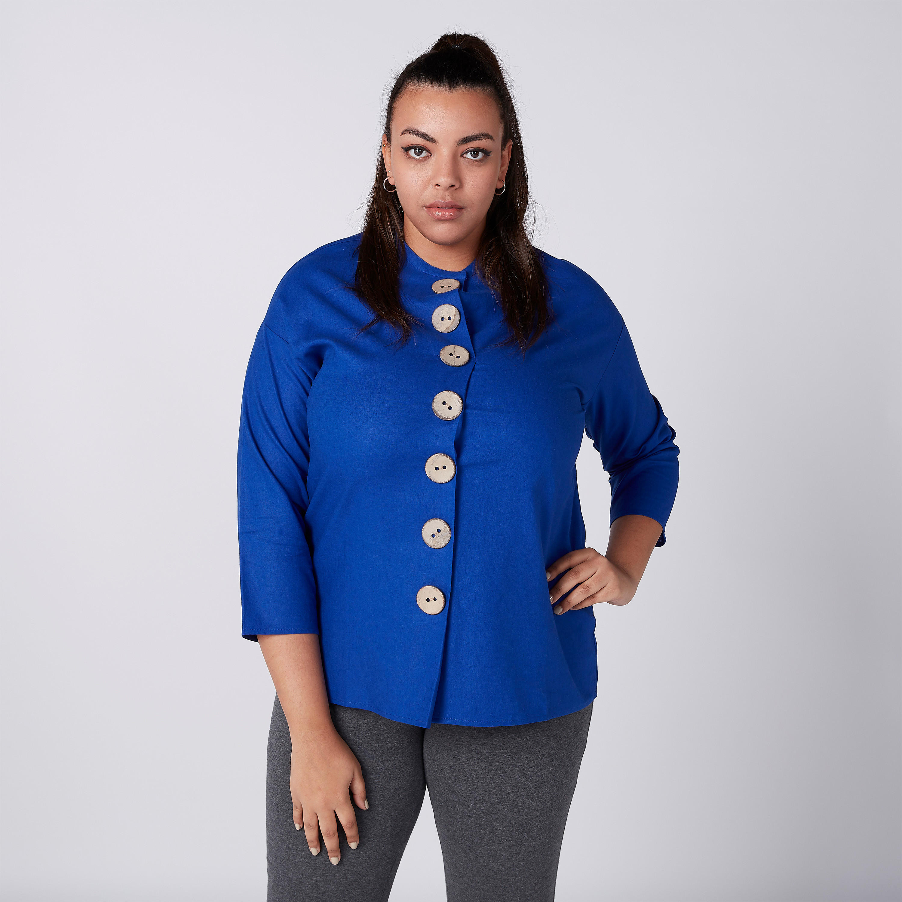 قميص بأكمام 3/4 وأزرار-women-clothing-shirtsandblouses-blouses-image-4