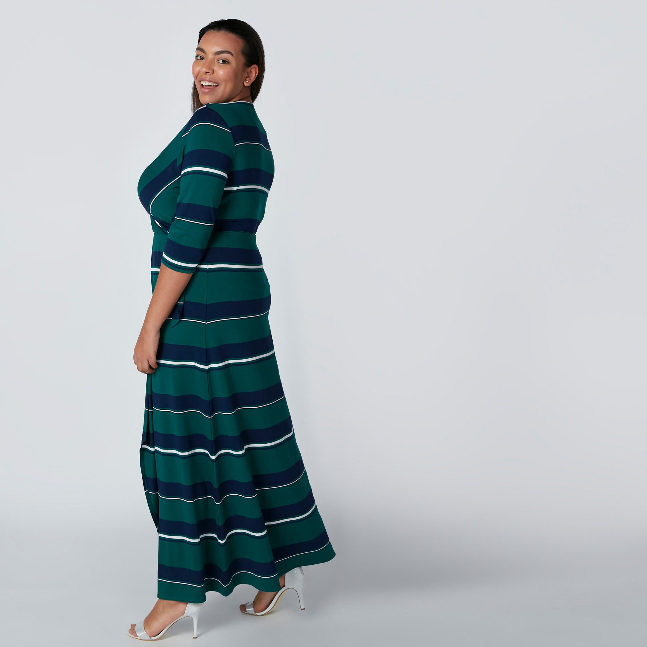 فستان طويل مقلّم بياقة V وأربطة-women-clothing-dresses-image-1