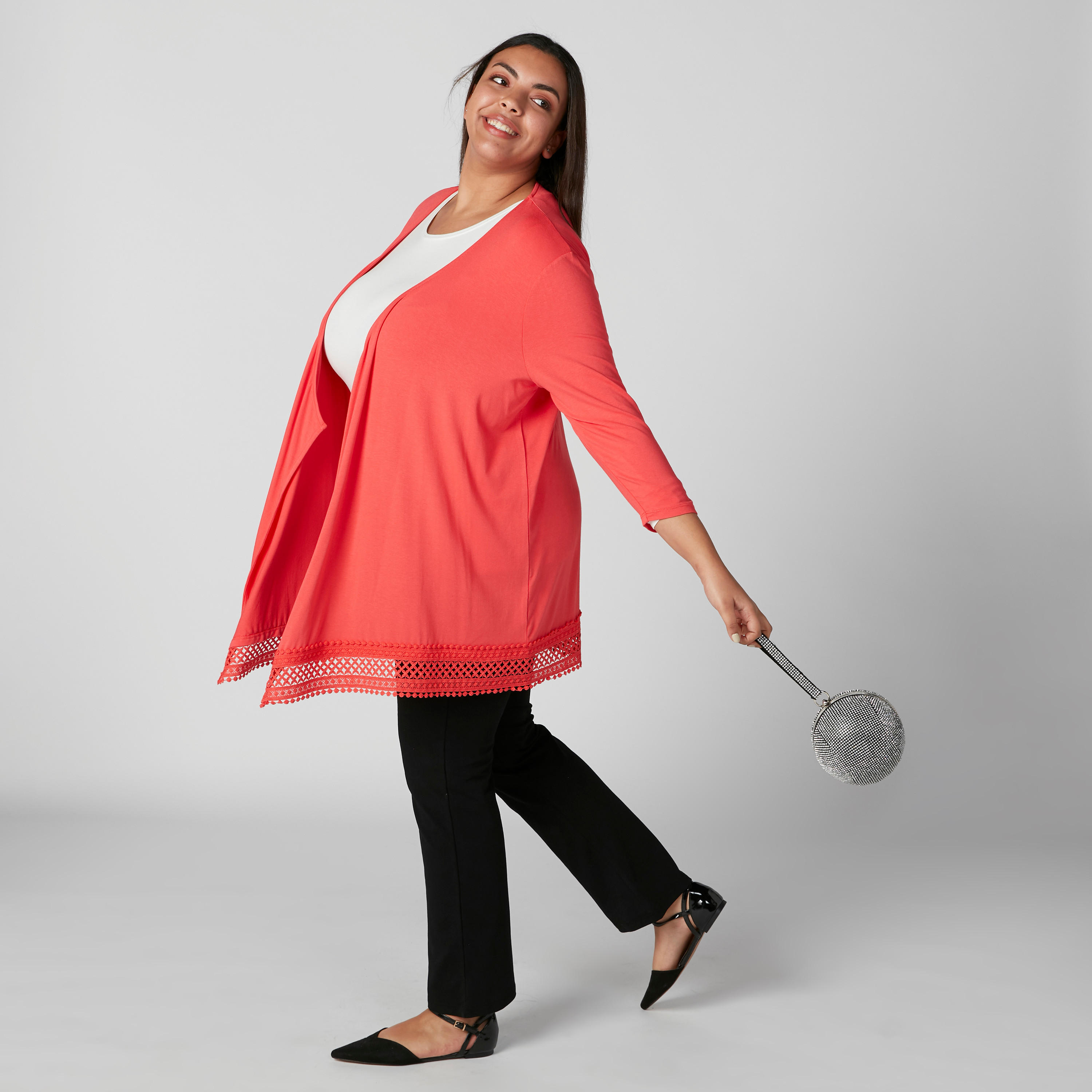 سترة مزينة بكرات بوم بوم وأكمام 3/4-women-winterwear-cardigansandjumpers-cardigans-image-2