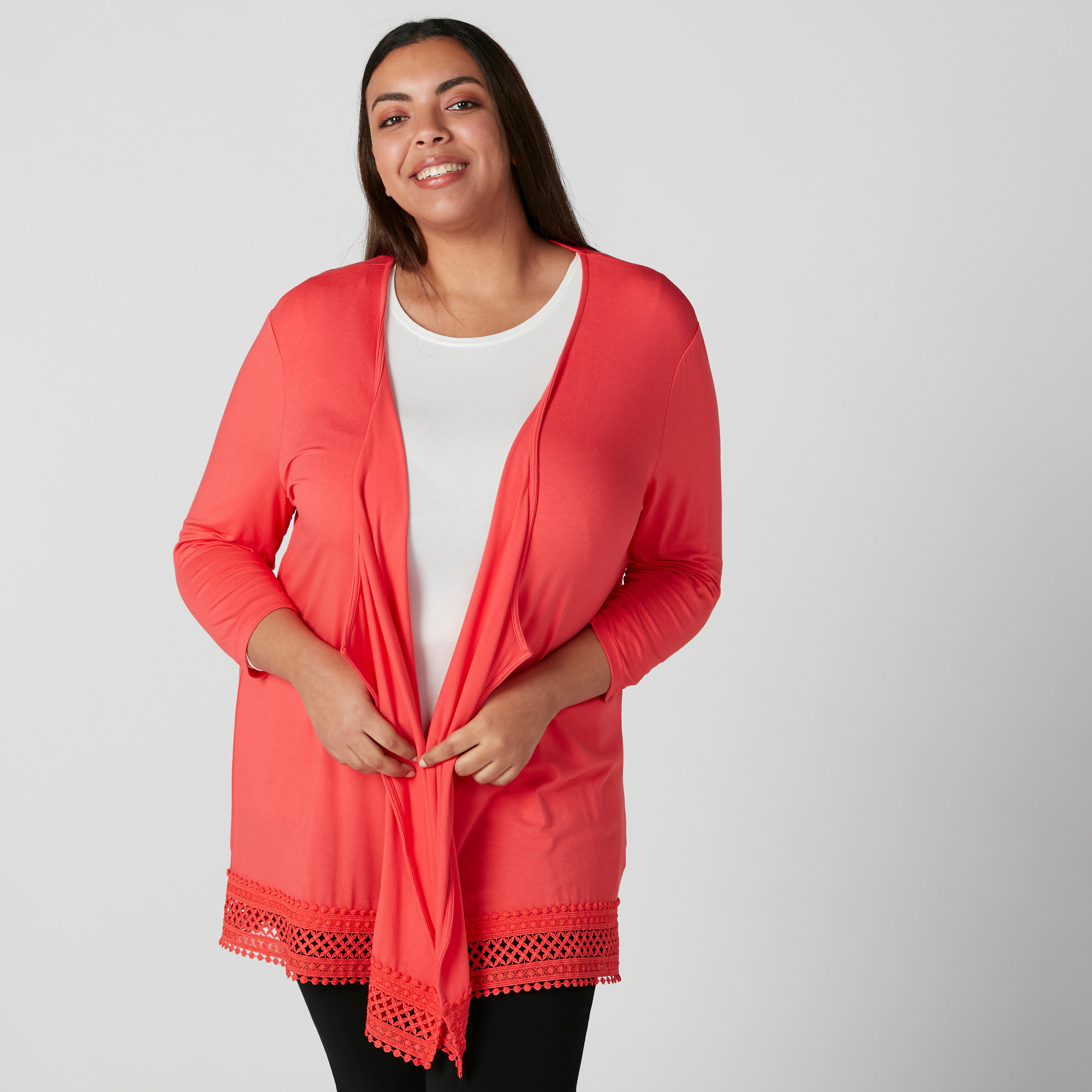 سترة مزينة بكرات بوم بوم وأكمام 3/4-women-winterwear-cardigansandjumpers-cardigans-image-3