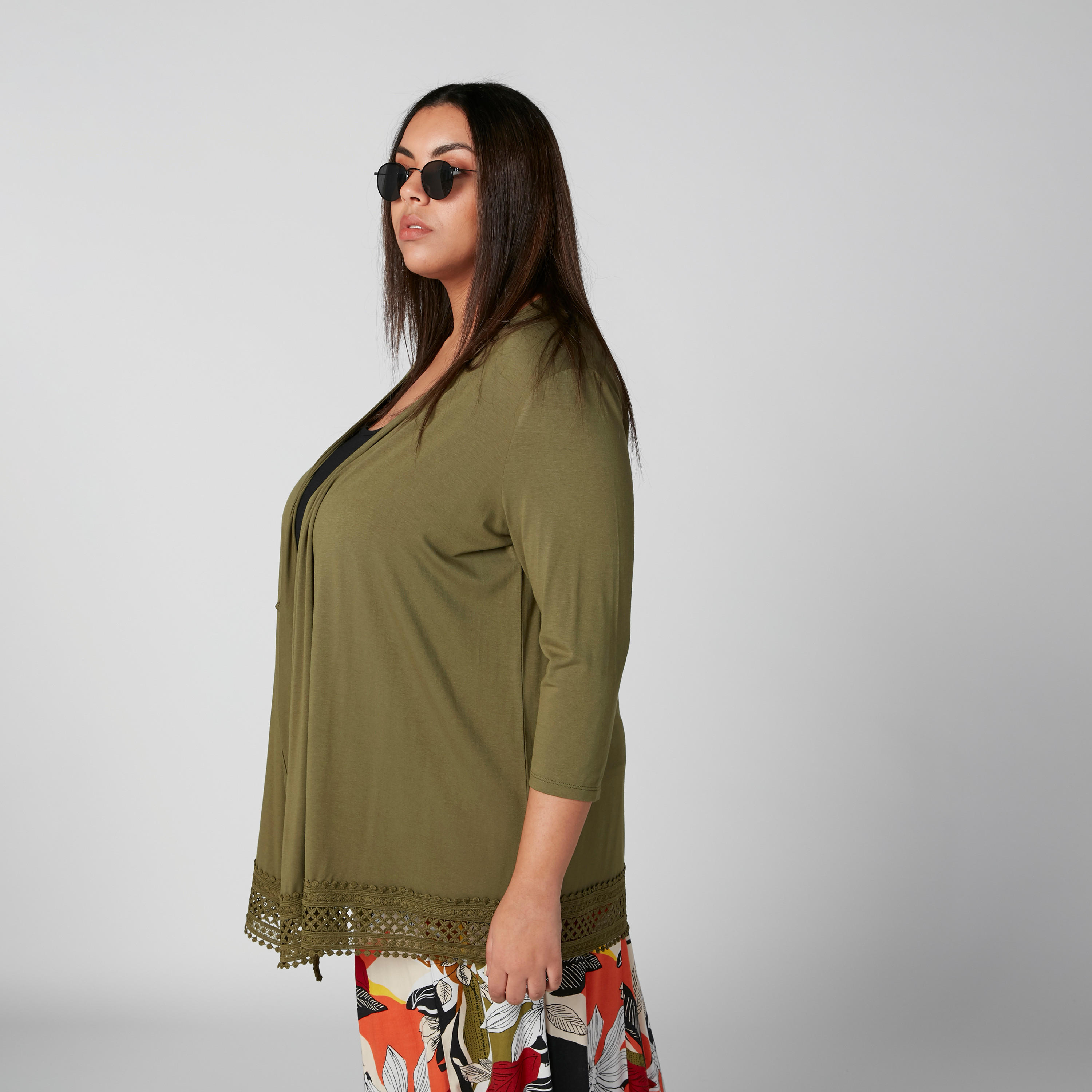 سترة بأكمام 3/4 وتفاصيل دانتيل-women-winterwear-cardigansandjumpers-cardigans-image-1
