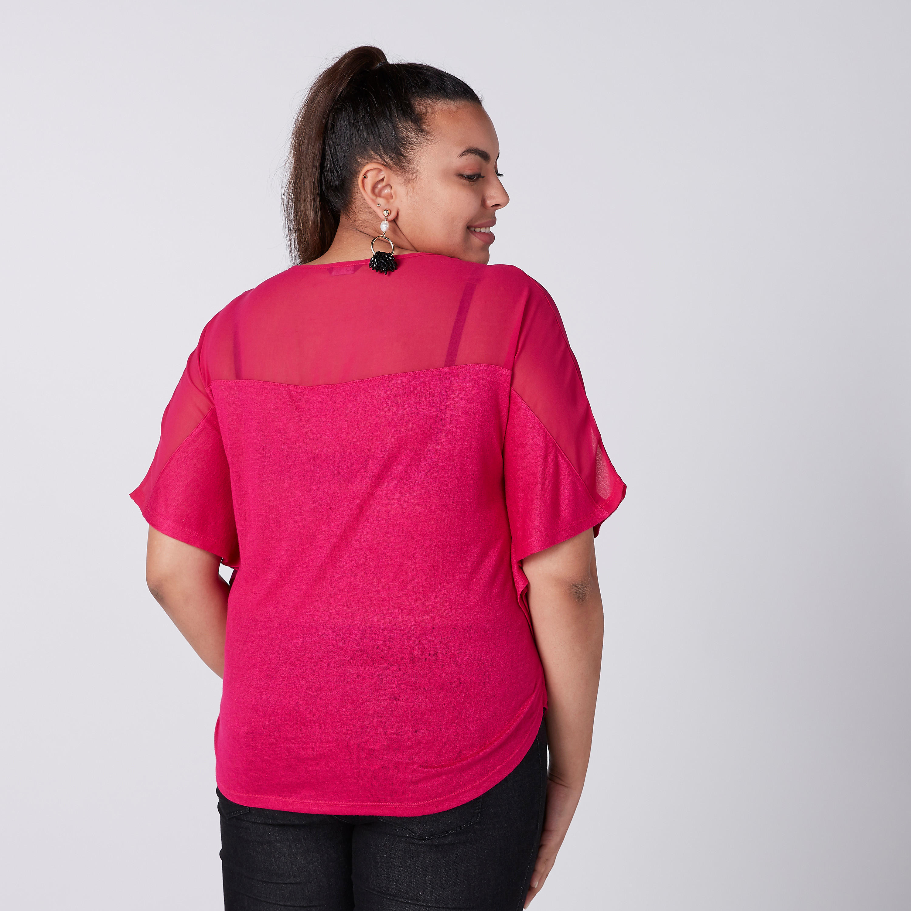 بلوزة مزيّنة بياقة مستديرة-women-clothing-shirtsandblouses-blouses-image-3