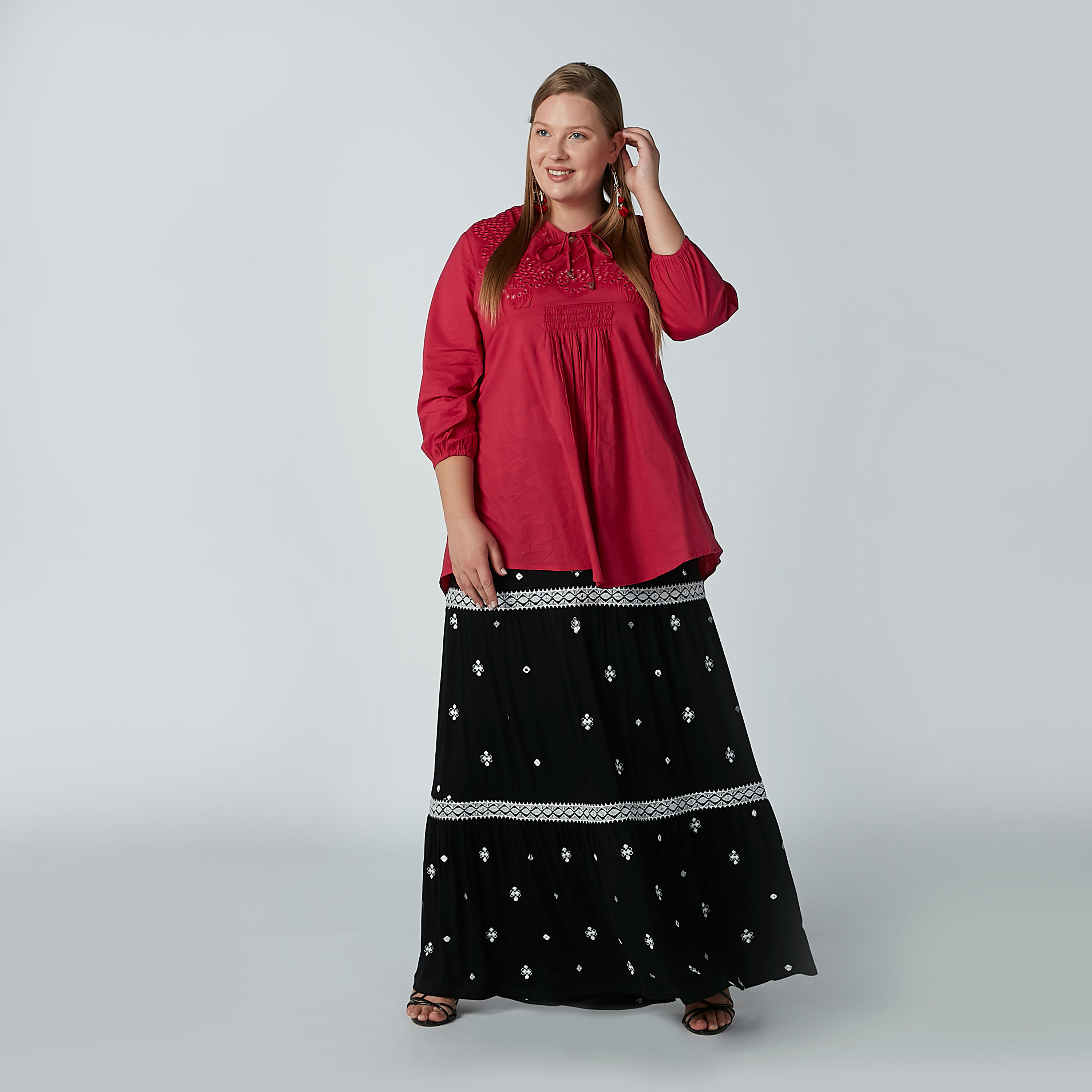 تنورة طويلة بخصر مطّاطي وطبعات-women-clothing-bottoms-skirts-image-2