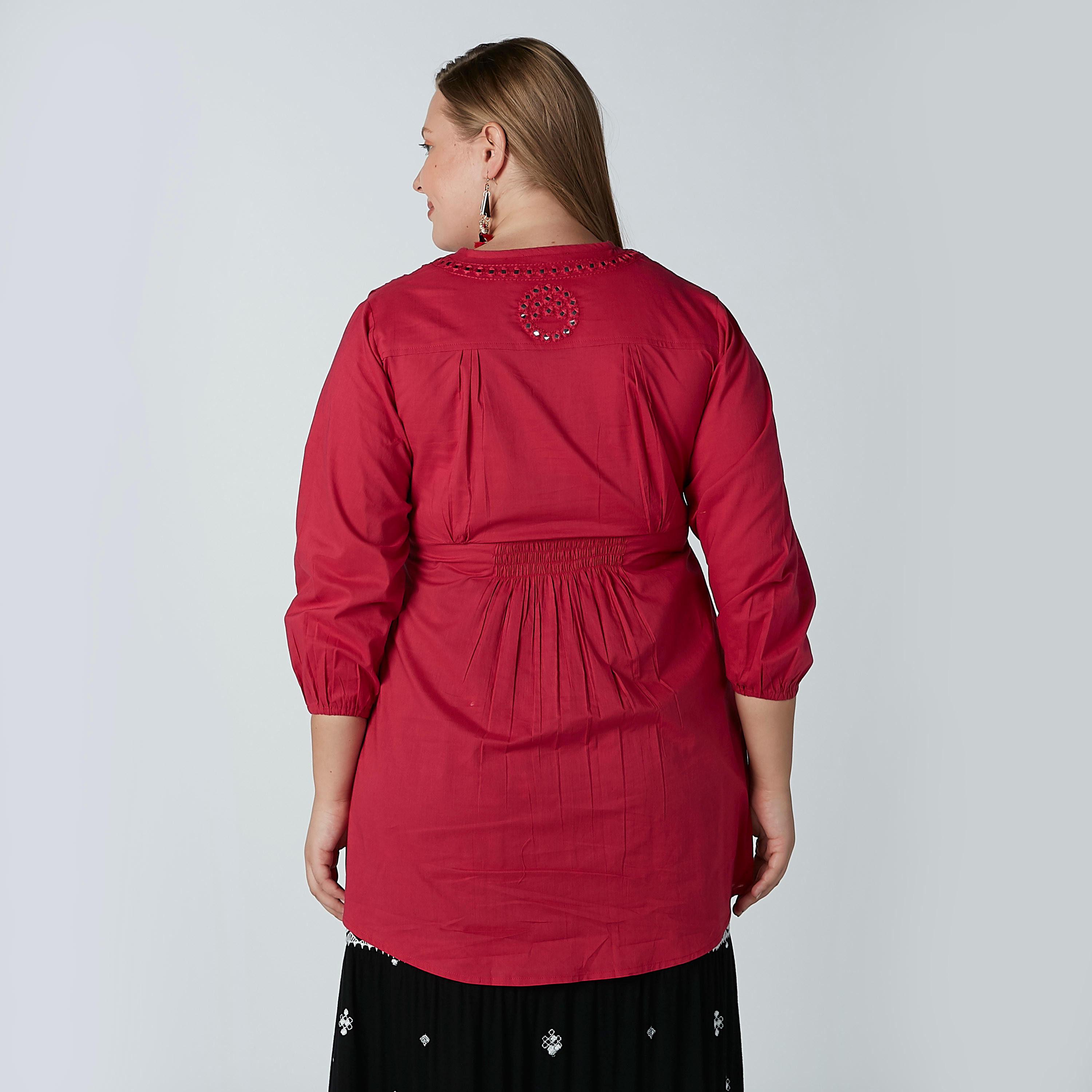 بلوزة مطرّزة بأكمام 3/4 ورباط-women-clothing-shirtsandblouses-blouses-image-4