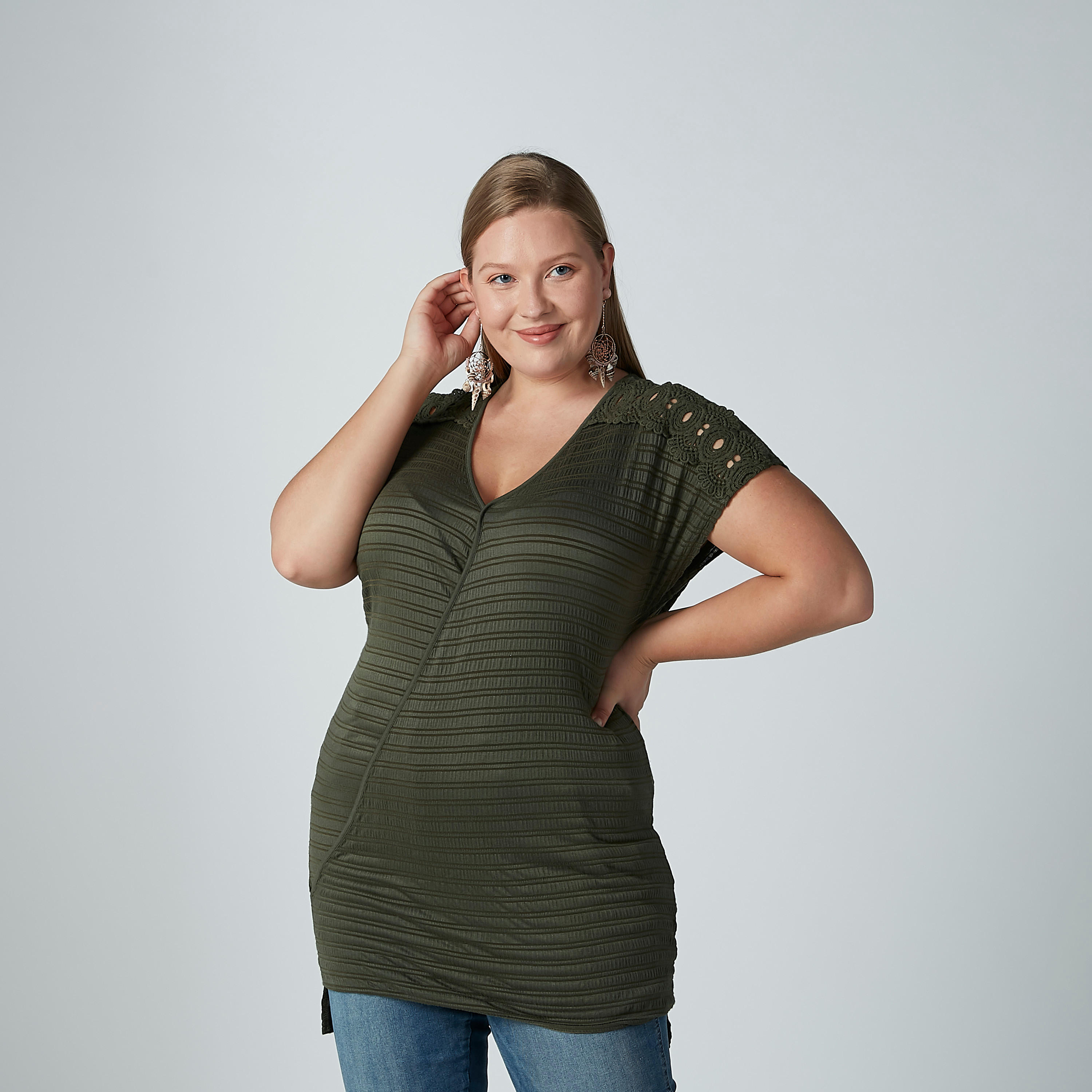 بلوزة طويلة بارزة الملمس بياقة V واكمام كاب متصلة-women-clothing-shirtsandblouses-blouses-image-2