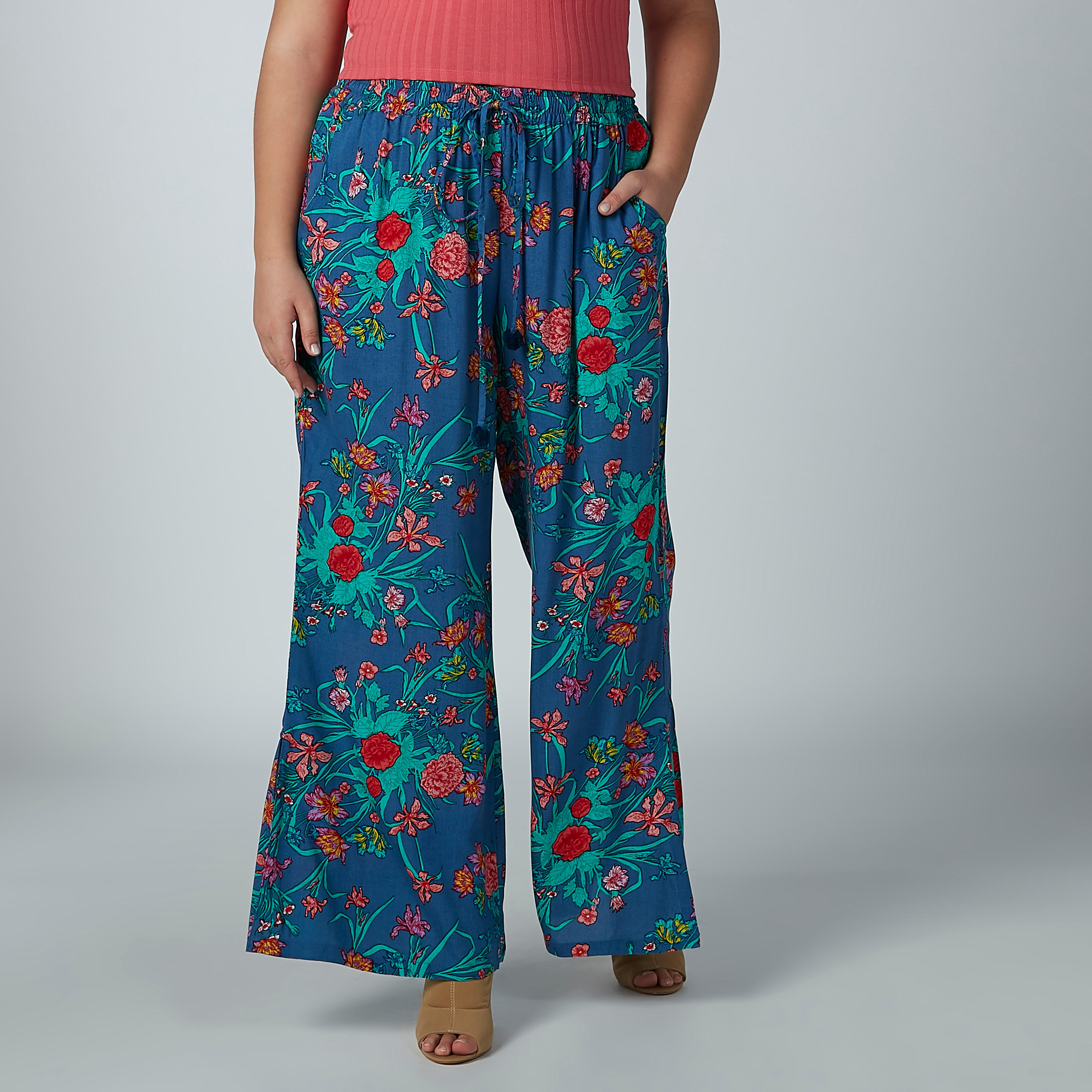 بنطال بالازو بطبعات زهرية وخصر مطاطي وجيوب-women-clothing-bottoms-trousers-image-1